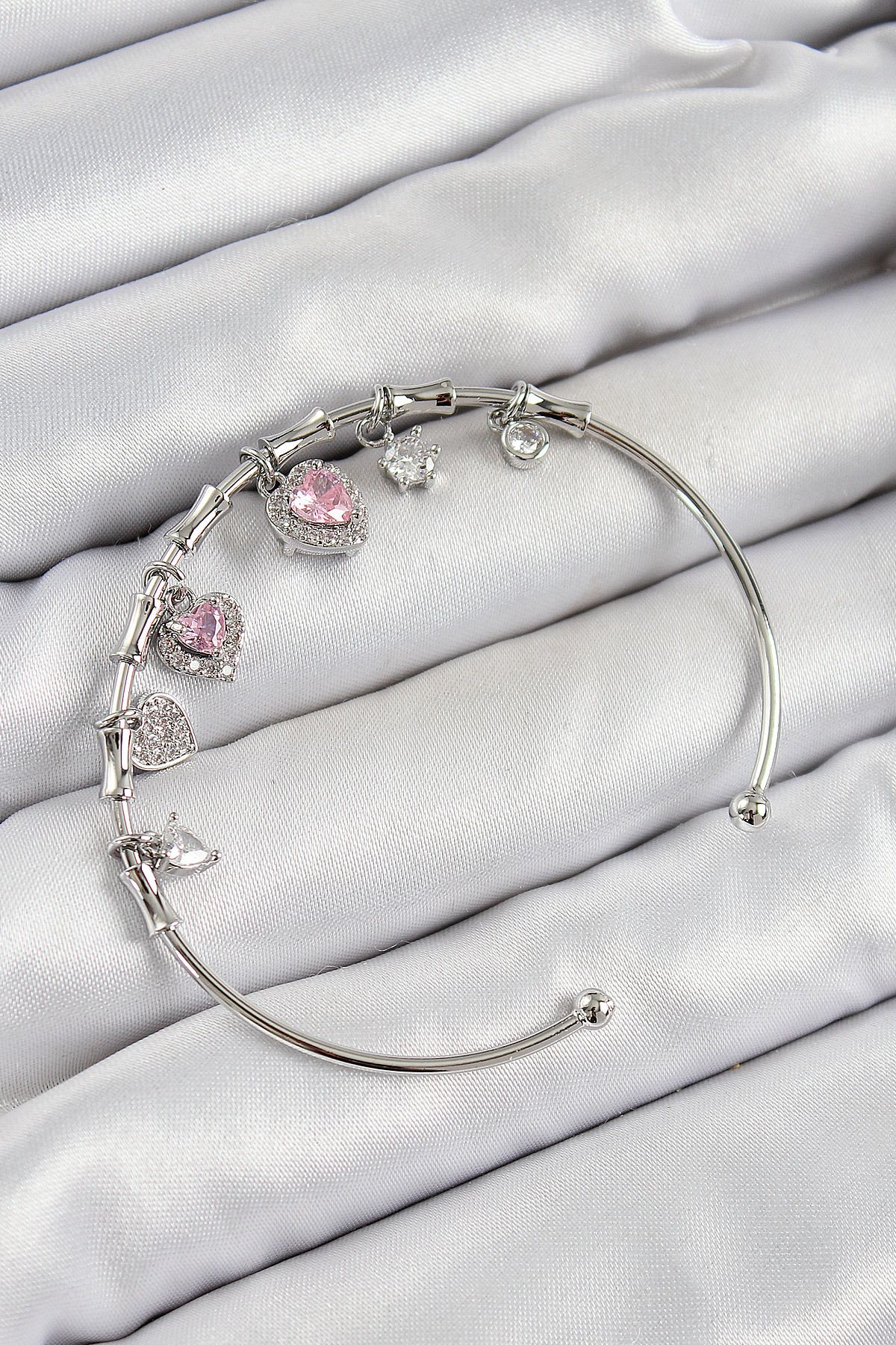 Toptan Bulurum Pirinç Zirkon Taşlı Pembe Kalp Model Gümüş Renk Charm Bileklik