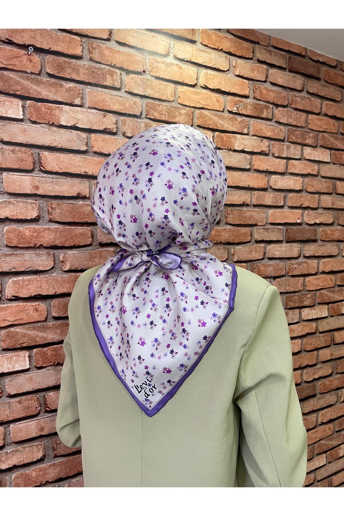 Levidor çiçekli twill ipek eşarp
