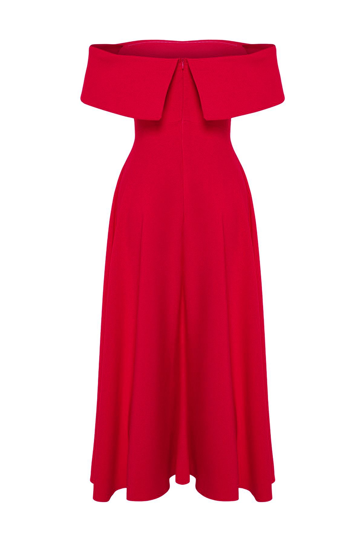 Trendyol Collection-Stylové večerní šaty s červeným límcem a tkaným detailem A-Line TPRSS24EL00210 8