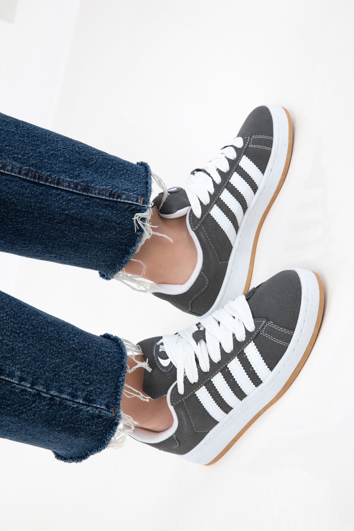 SOHO-Geräucherter Unisex-Sneaker 19000 1
