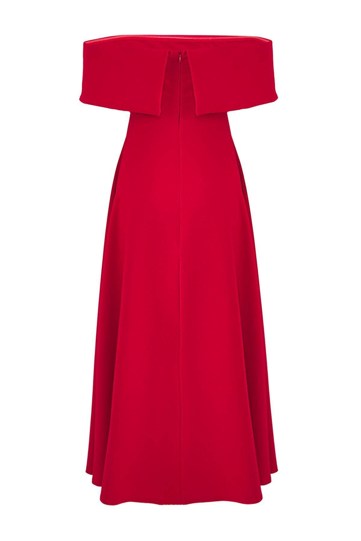 Trendyol Collection-Stylové večerní šaty s červeným límcem a tkaným detailem A-Line TPRSS24EL00210 10