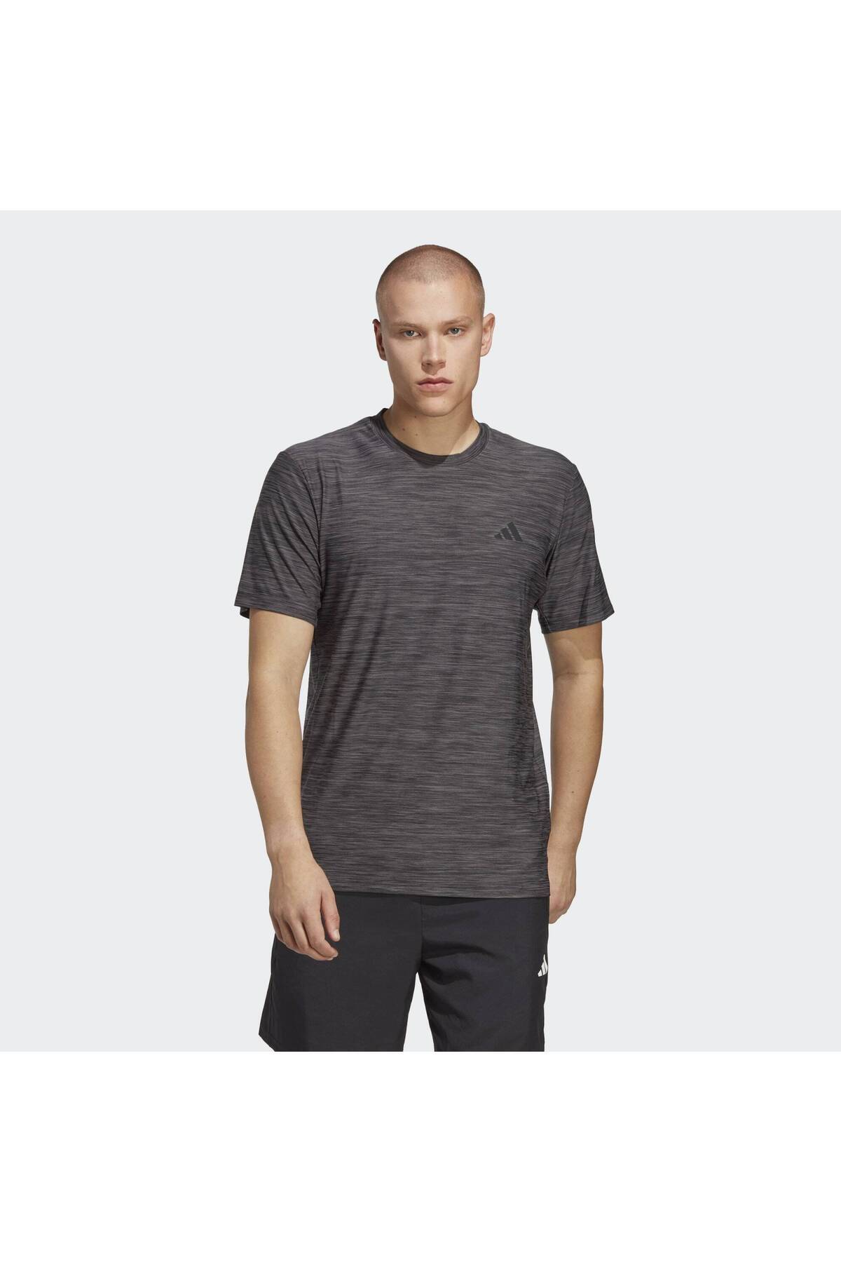 Train Essentials Stretch Training Tişörtü