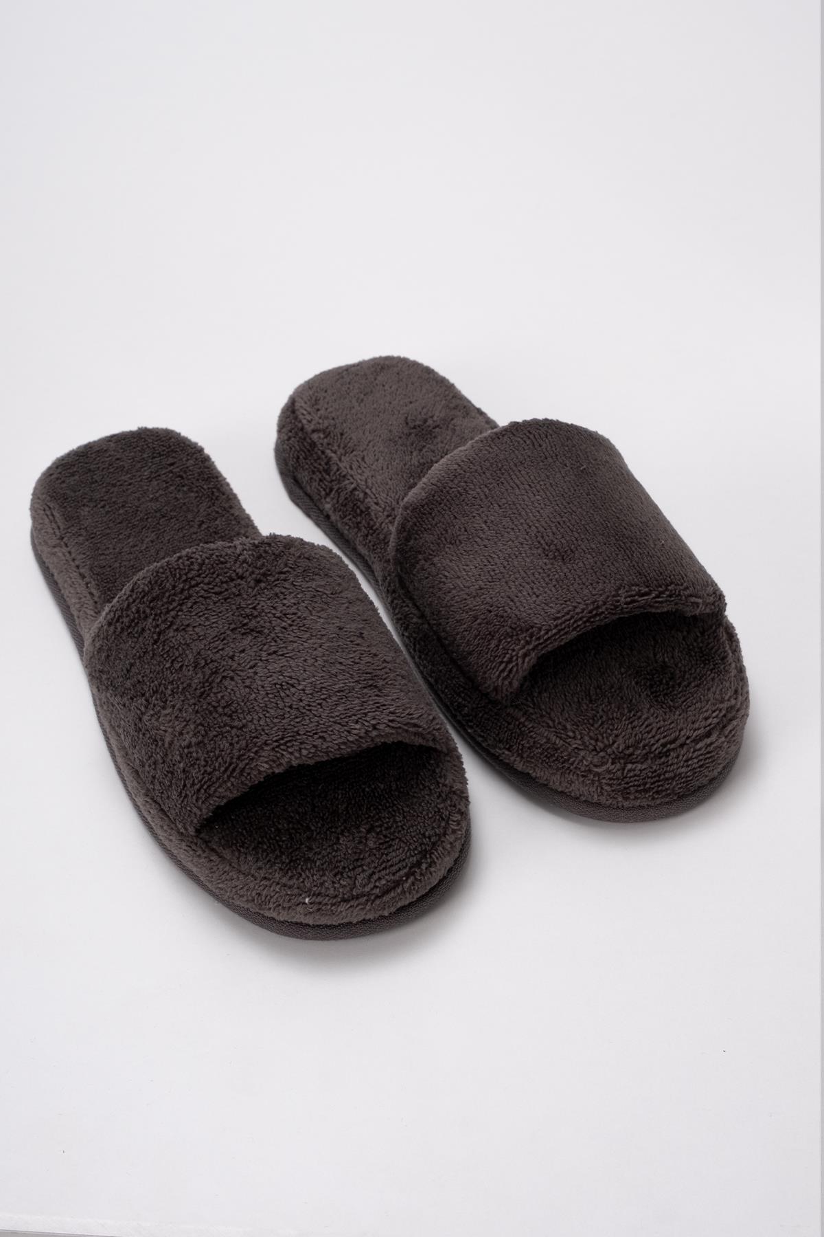 DreamSoft Luxury Velvet Home Slippers – Anti-Slip Thick Sole