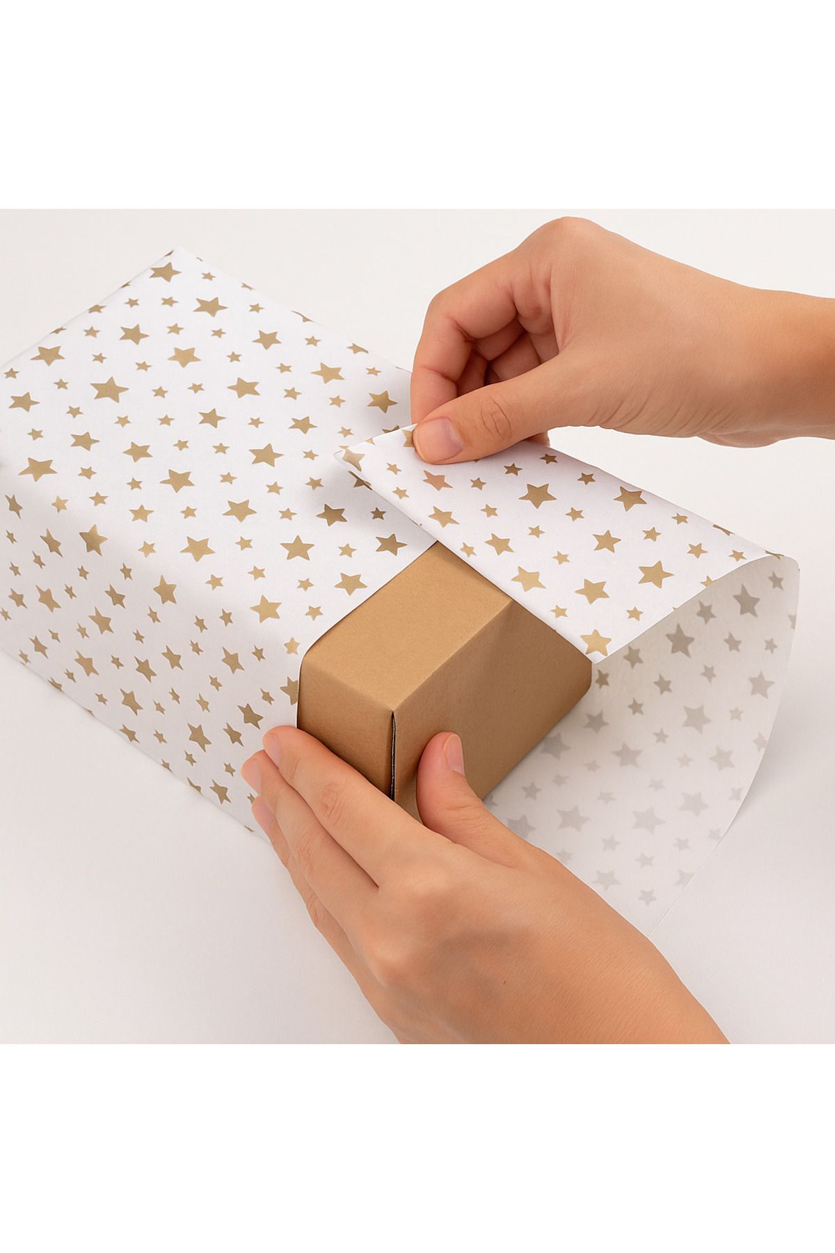 Enerji ambalaj Gold Yıldız Desenli Pelur Kağıdı / Beyaz Pelur 70x100 cm 10 adet