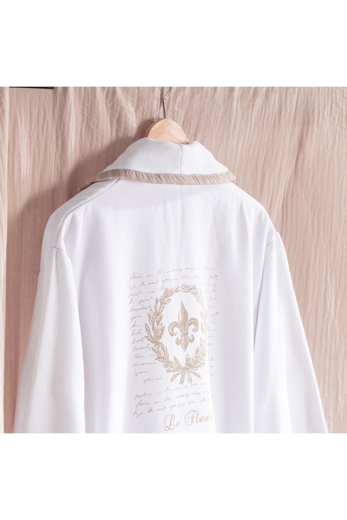 Madame Coco-Maura Bedruckter Bademantel für Damen 5