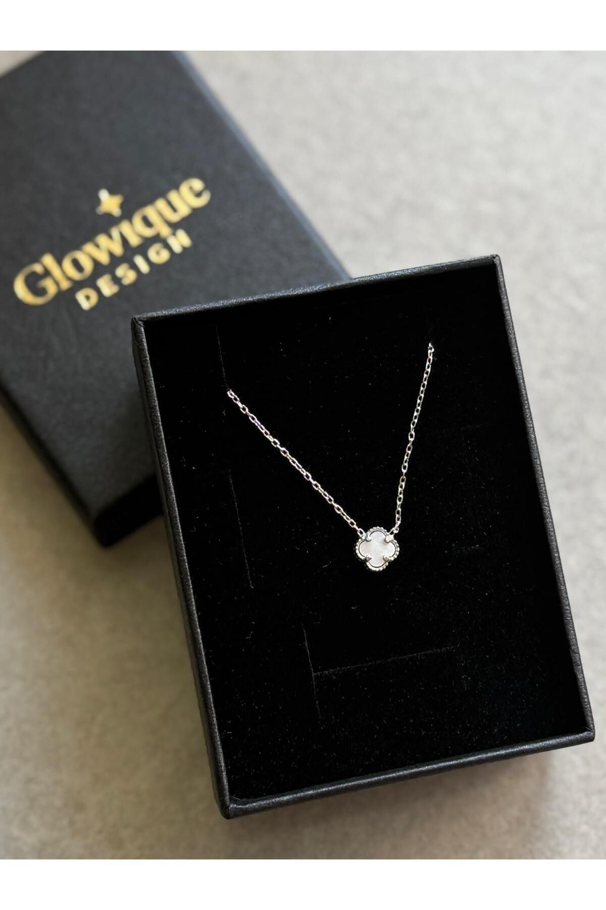 Glowique Design 925 Ayar Gümüş Beyaz Taşlı Yonca Kolye