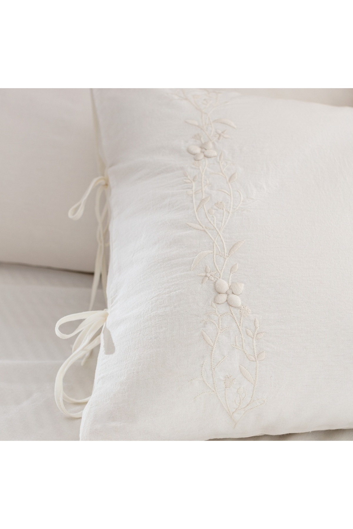 Madame Coco-Loris Doppelbett-Bettbezug-Set, 100 % Baumwolle, bestickt, Ecru 4