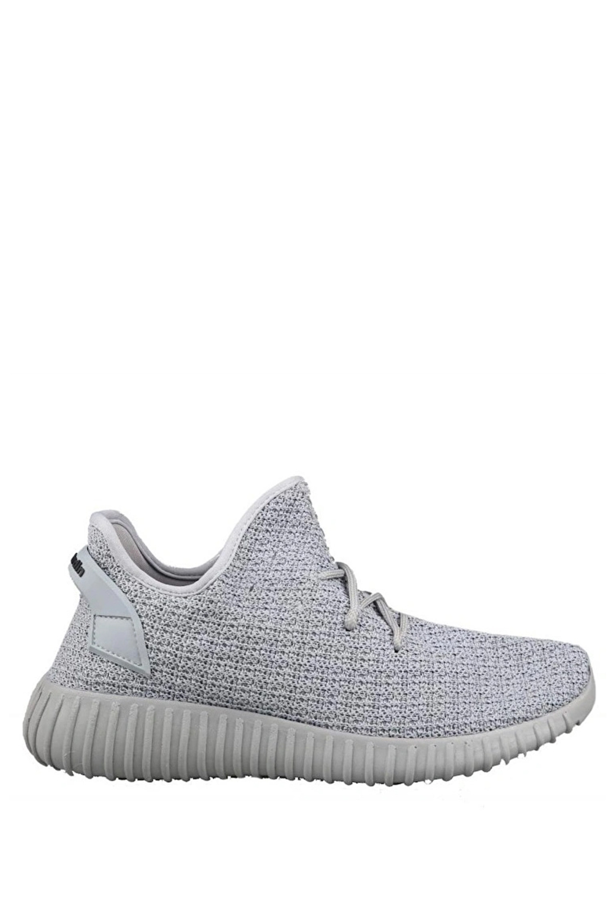 پیر کاردین کفش ورزشی تابستانی مردانه پیر کاردین مدل Yeezy Laceless