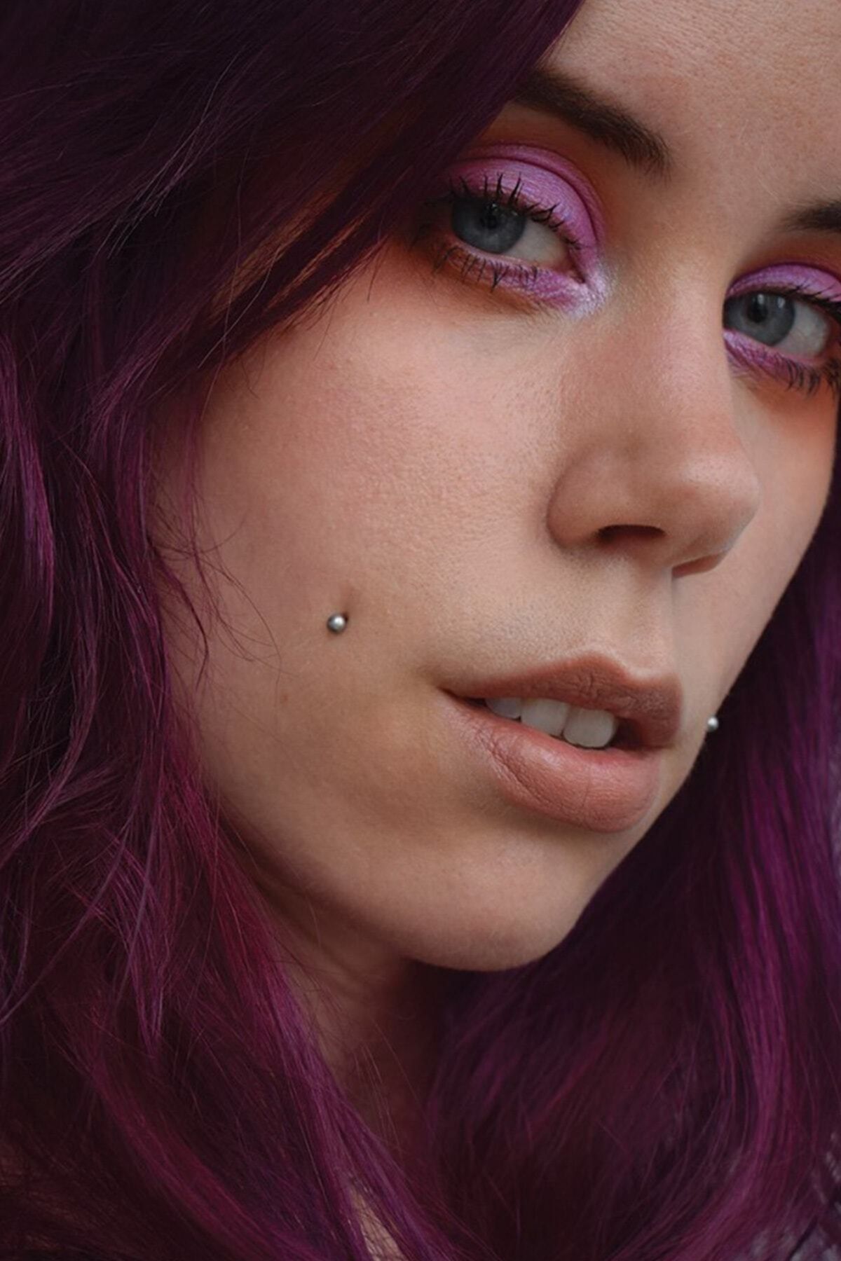 Classic Fuschia Shock Saç Boyası Hcr-11013 — سفید GR-MNCPNC — تصویر 4 از 5