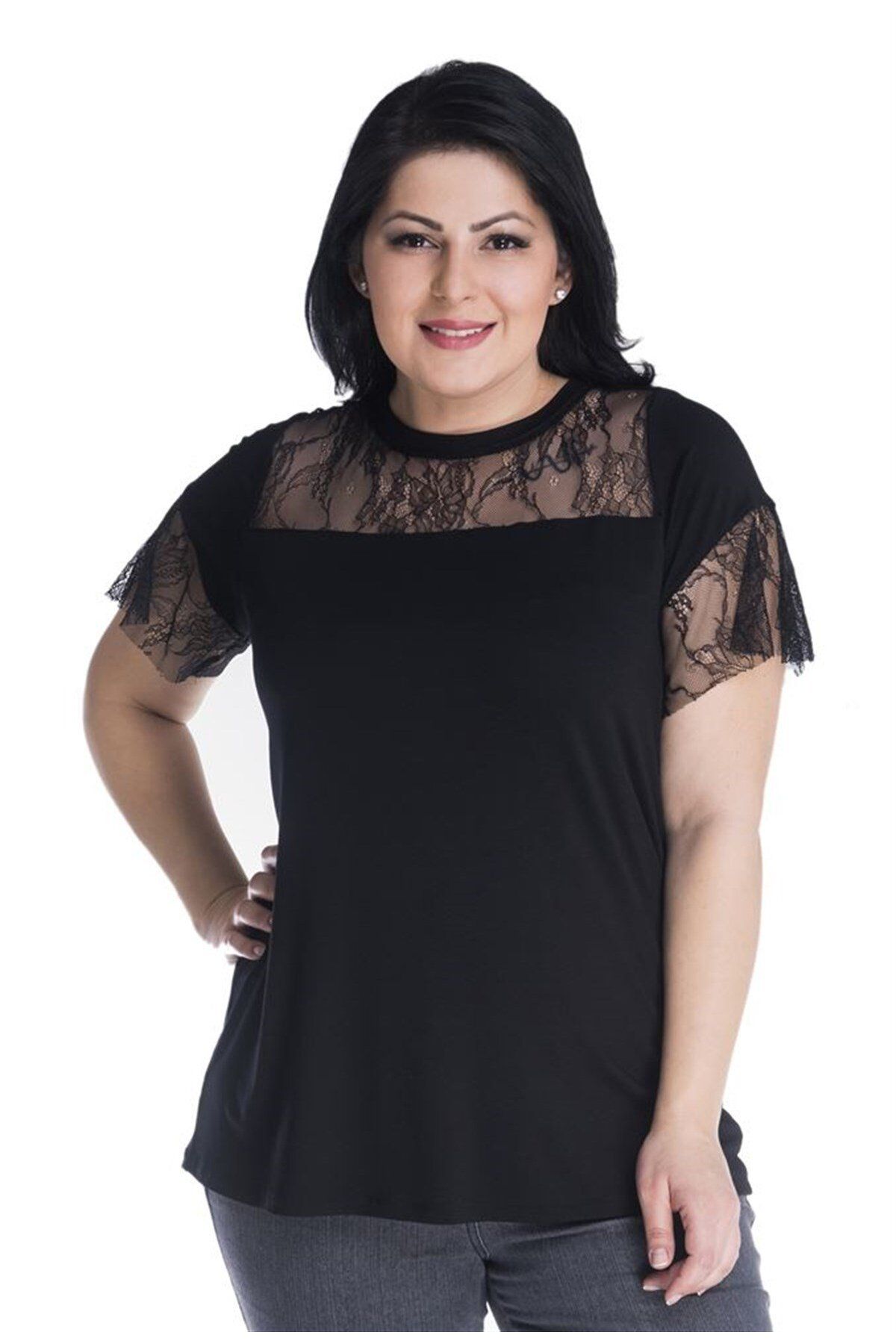 MYLİNE-T-Shirt with Lace Detail on the Front and Sleeves 1