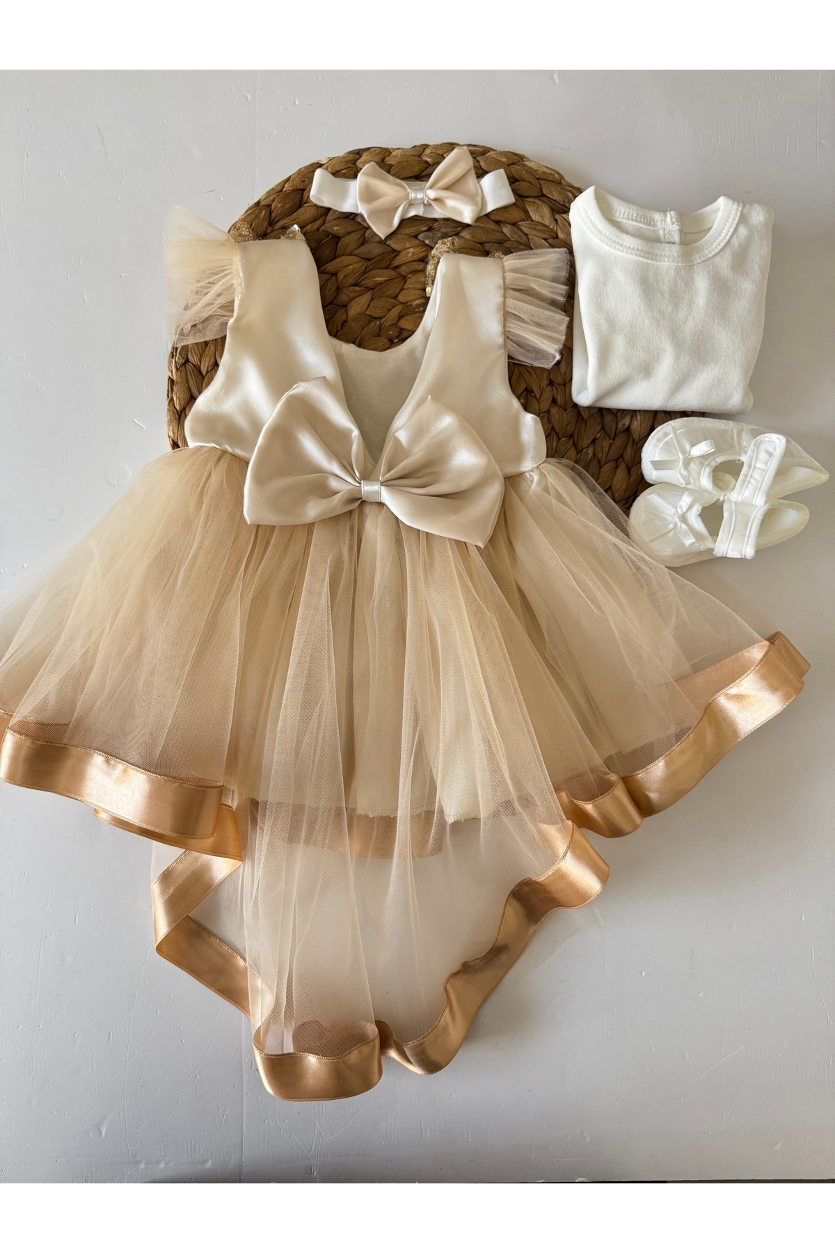 PİLEKİ BABY 0 6 AY PAYETLİ KIZ BEBEK MEVLÜT ELBİSESİ , ÖZELGÜN DÜĞÜN KINA ELBİSESİ fotoğrafı 2 (önizleme)