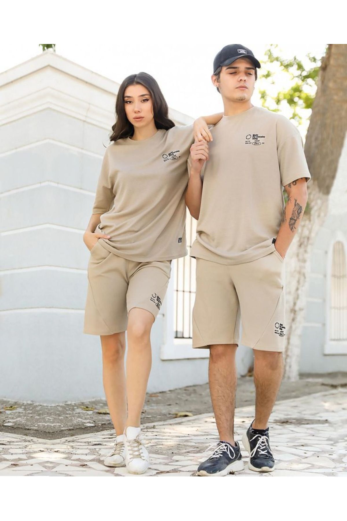 aynewmoda Couple short sleeve round neck t-shirt and shorts