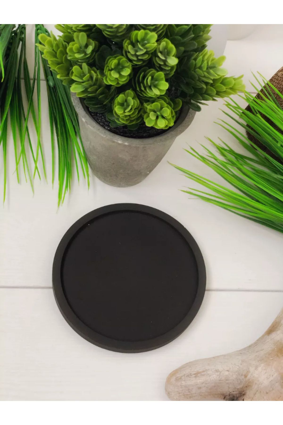 Elioure Şık ve sade beton yuvarlak tepsi, 26 cm, modern ve kullanışlı tasarım