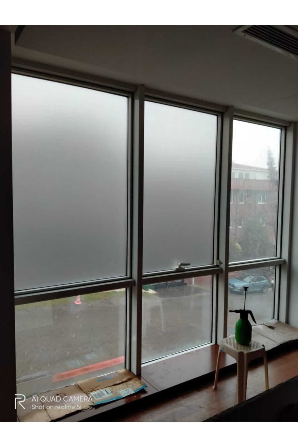 Elioure Buzlu cam filmi, 75 cm x 3 m, şeffaf, koruyucu ve dekoratif kullanım.