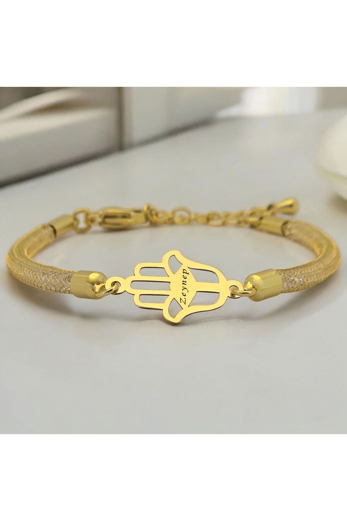 ARCHINO GOLD Zeynep İsmine Özel 14 Ayar Altın Plakalı Hasır Kordonlu Hamsa Motifli Hediye Bileklik-499isim