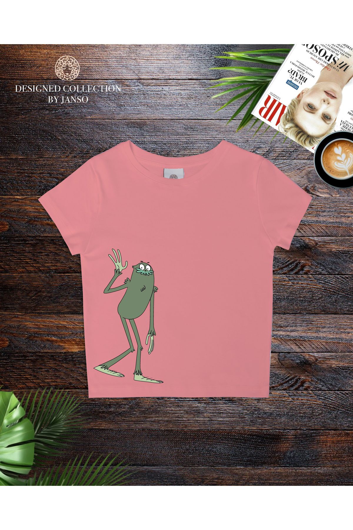 JANSO GROUP - KADIN KISA KOLLU CROP TSHIRT BASKILI kurbağa PAMUKLU PENYE KUMAŞ