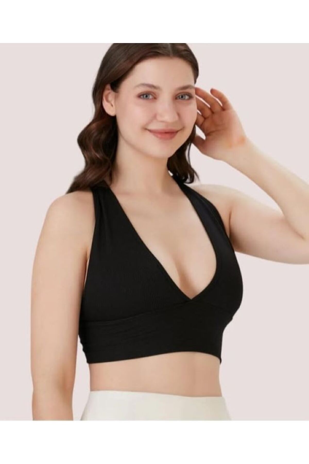 Leila DER,N V YAKA CROP BLUZ