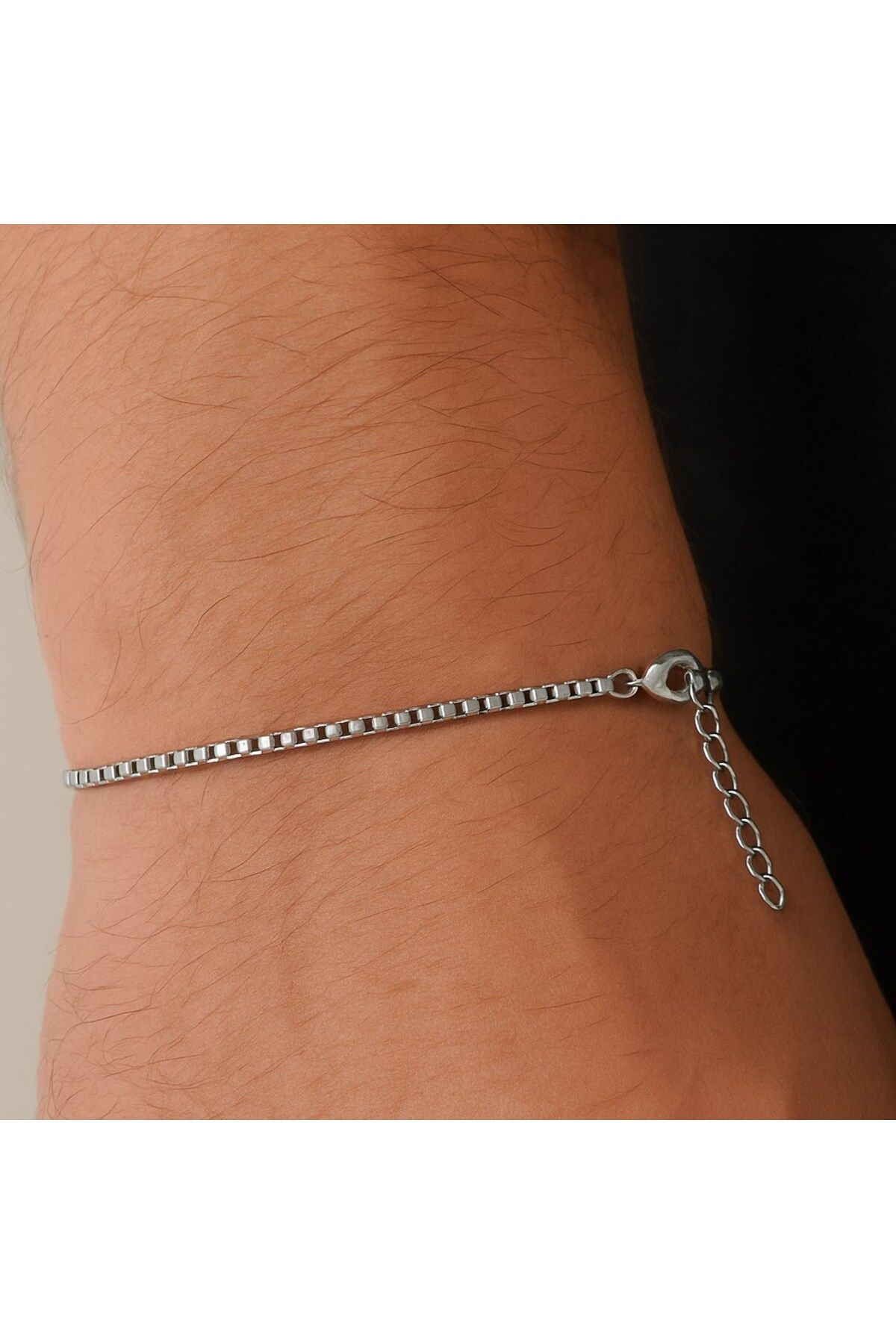 X-Lady Accessories Gümüş Renk Iç Içe Geçmeli 1 Mm. Kutu Zincir Asansör Unisex Erkek Çelik Bileklik - 3382