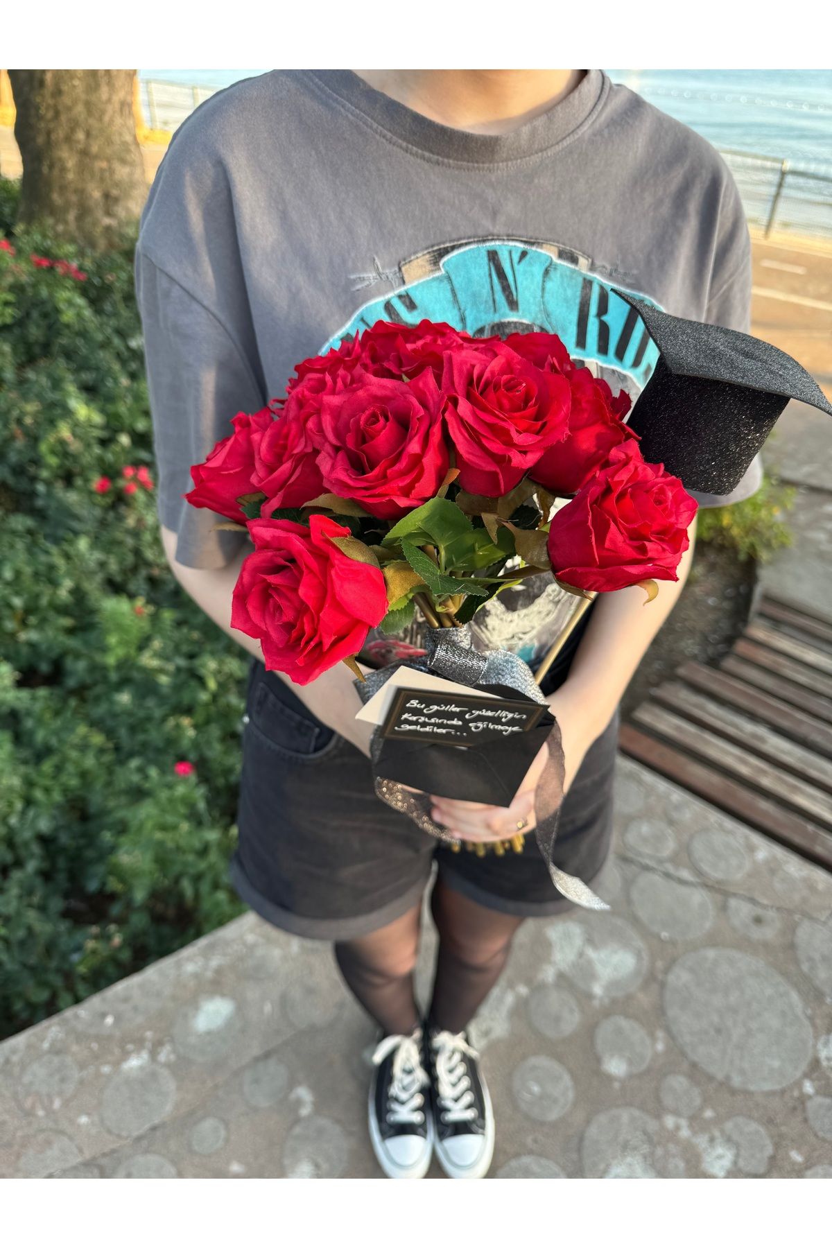 Gadiva Flowers Mezuniyet Çiçeği