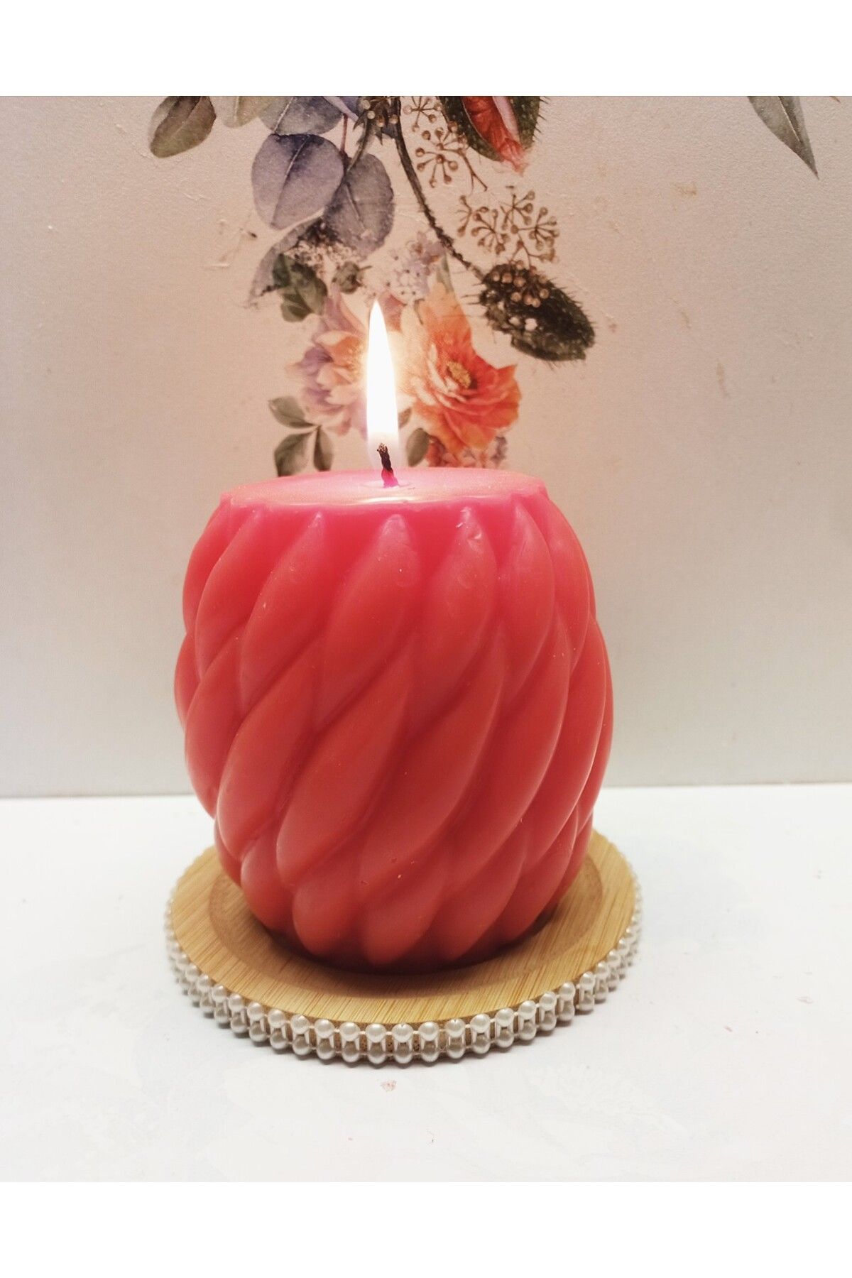 MADE SOYAWAX AROMA TERAPİ KOKULU ÇİÇEK DESENLİ MUM VE İNCİ DESENLİ AHŞAP MUM ALTLIĞI