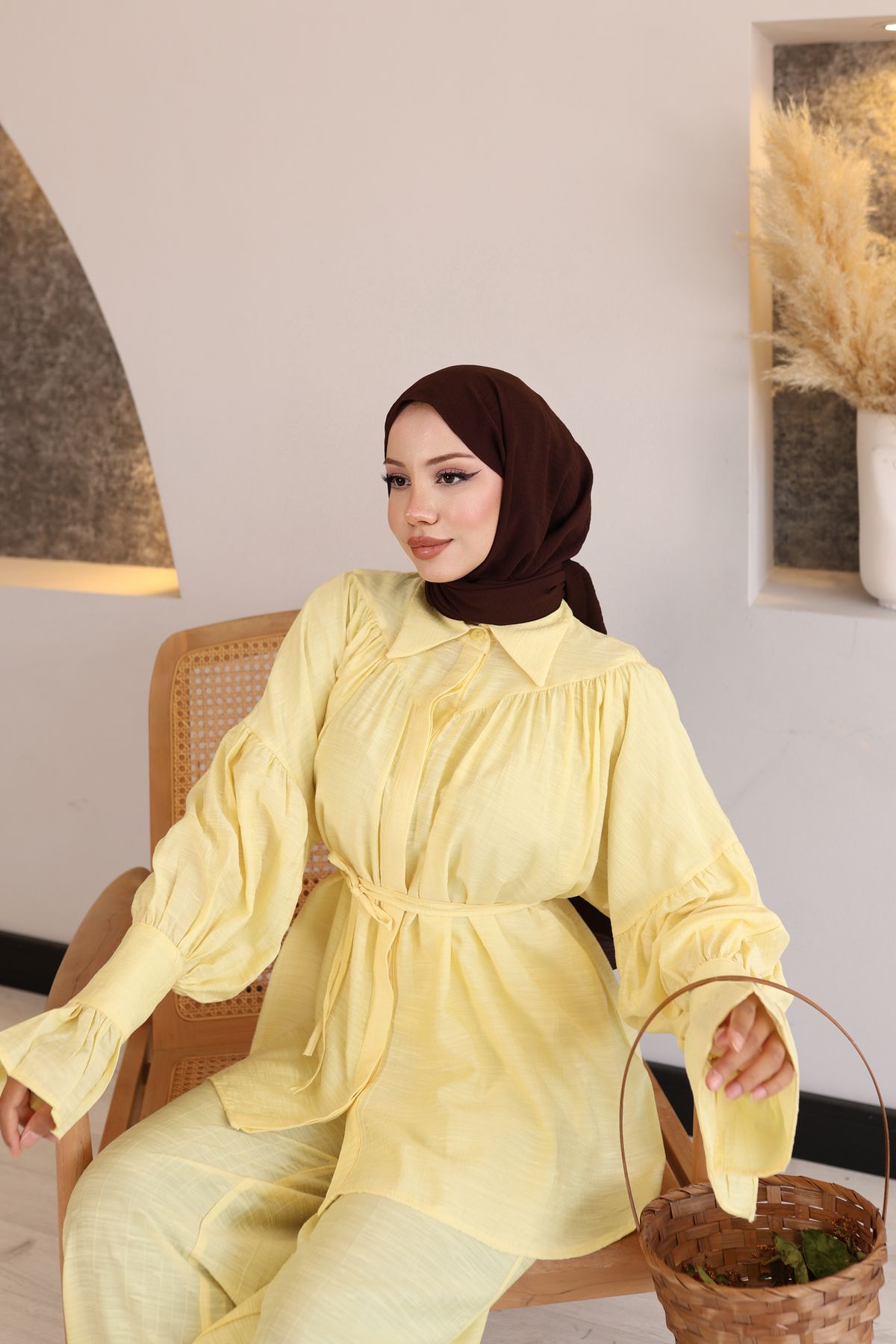 Butik Flounce Sleeve Top