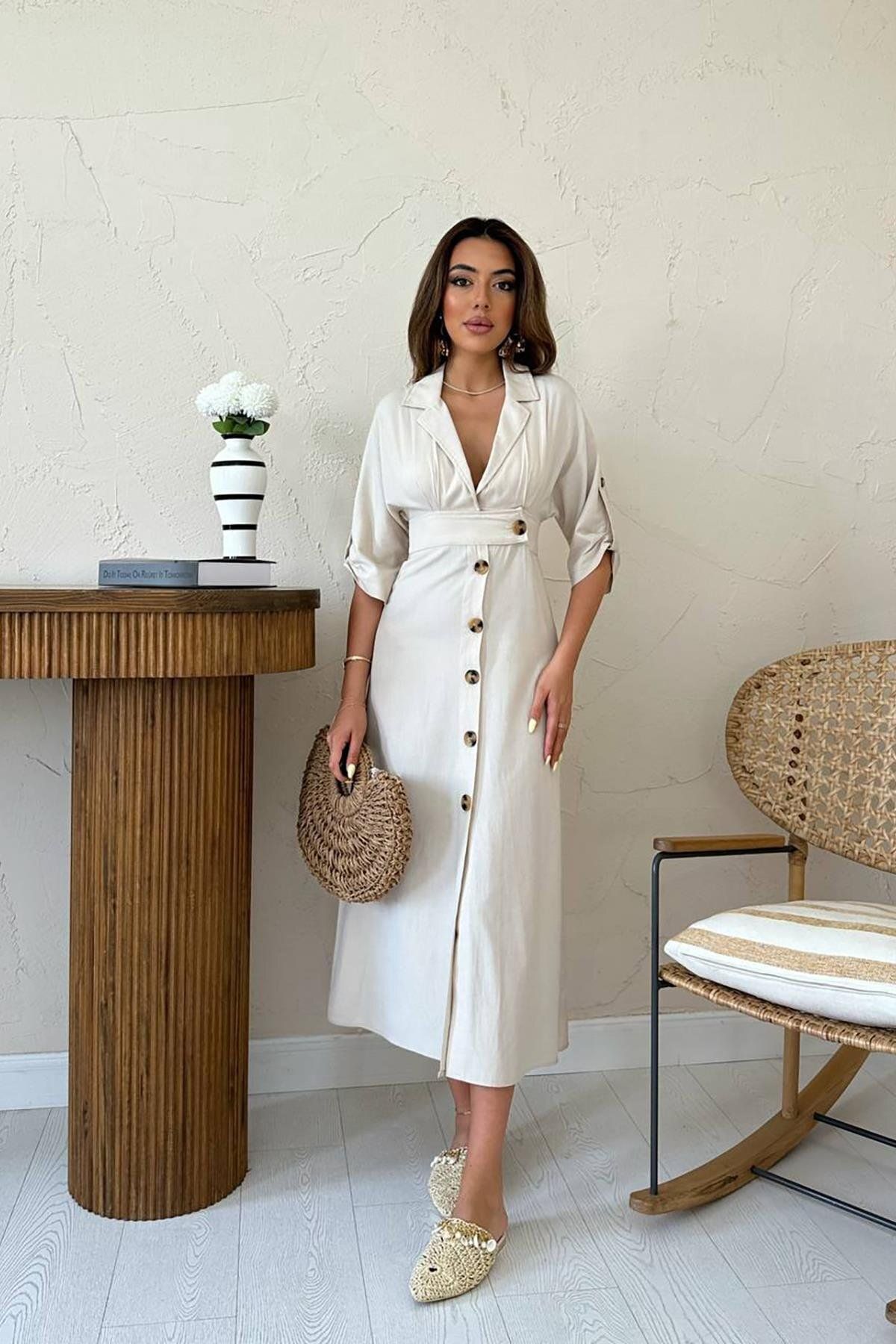 Castivo Fashion Düğme Detaylı Kemerli Elbise