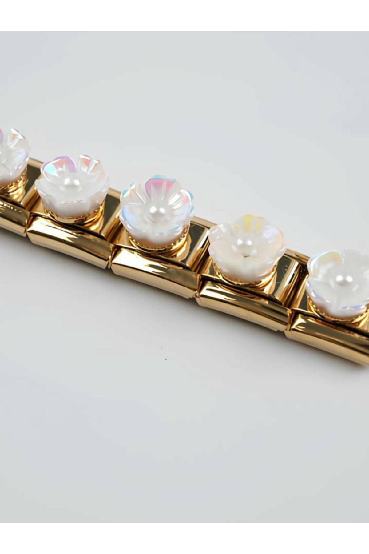 Maysa Glint Gold Beyaz 3D Çiçek Paslanmaz Çelik Charm Gold İtalyan Bileklik Charmı