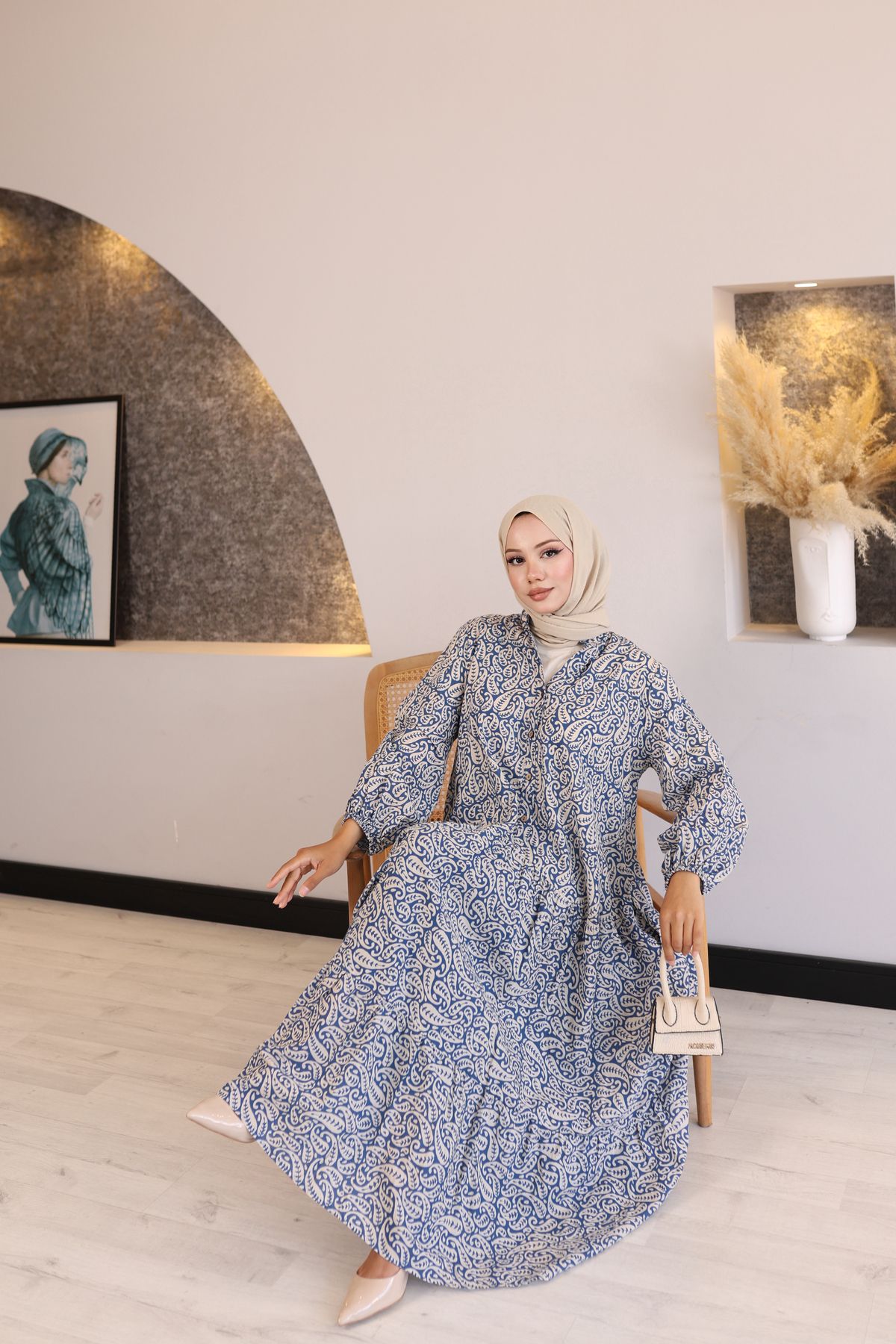 Butik çiçek desenli viskon elbise