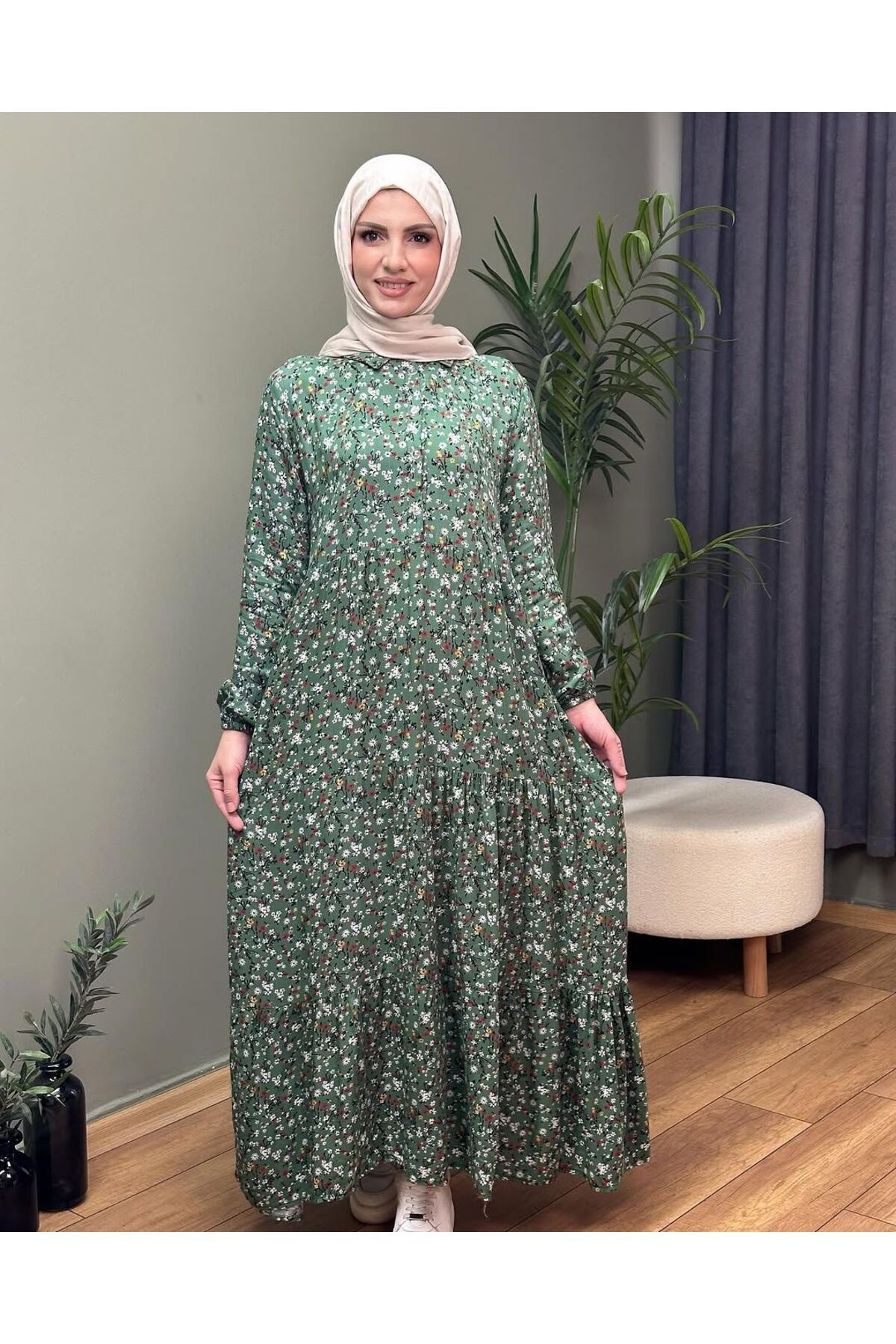 DFN Kadın Tesettür Viscon Kumaş Çiçek Desen 135 cm Geniş Bel İç Göstermez Boydan Elbise