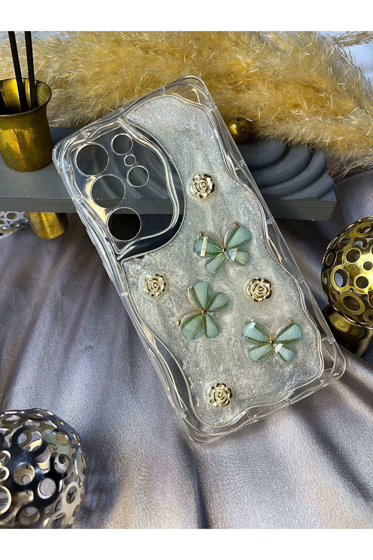Rivor Samsung Galaxy S24 Utra Uyumlu Kılıf Kamera Korumalı Kelebek Ve Çiçek Kabartmalı Desenli Kapak