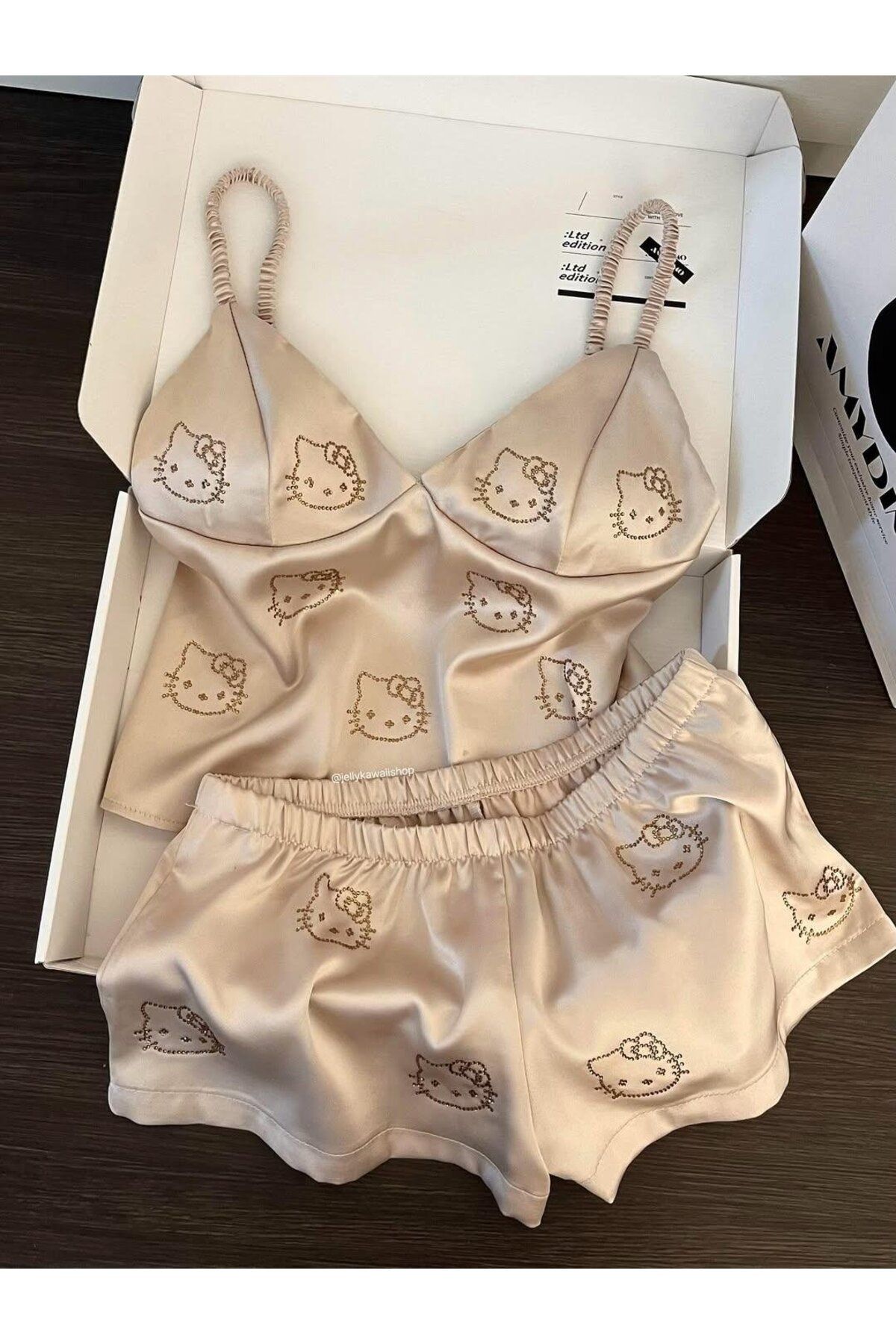 Gofeel Hello Kitty Taş Detail Şık Alt Üst Takım