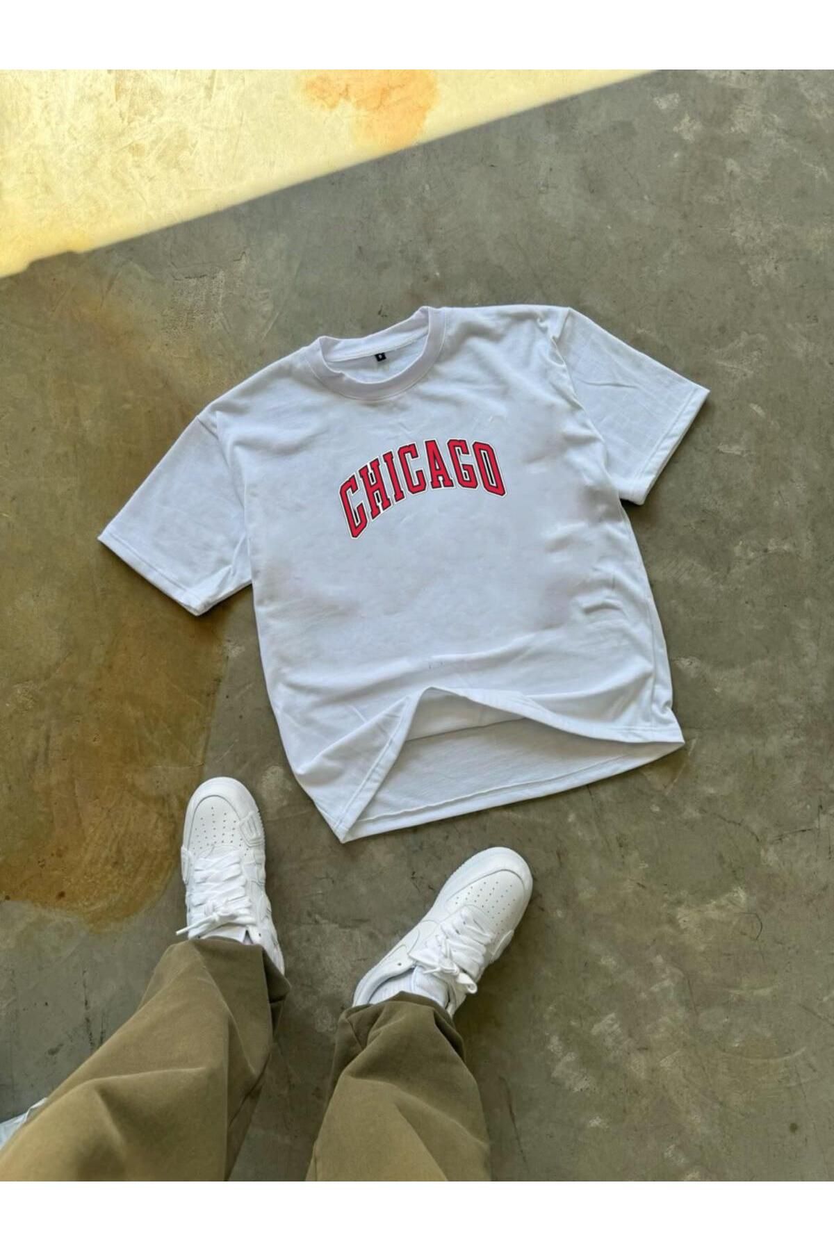 RPT MODA OVERSIZE RAHAT KALIP KIRMIZI CHICAGO BASKILI YÜKSEK KALİTE KUMAŞ ERKEK T-SHIRT