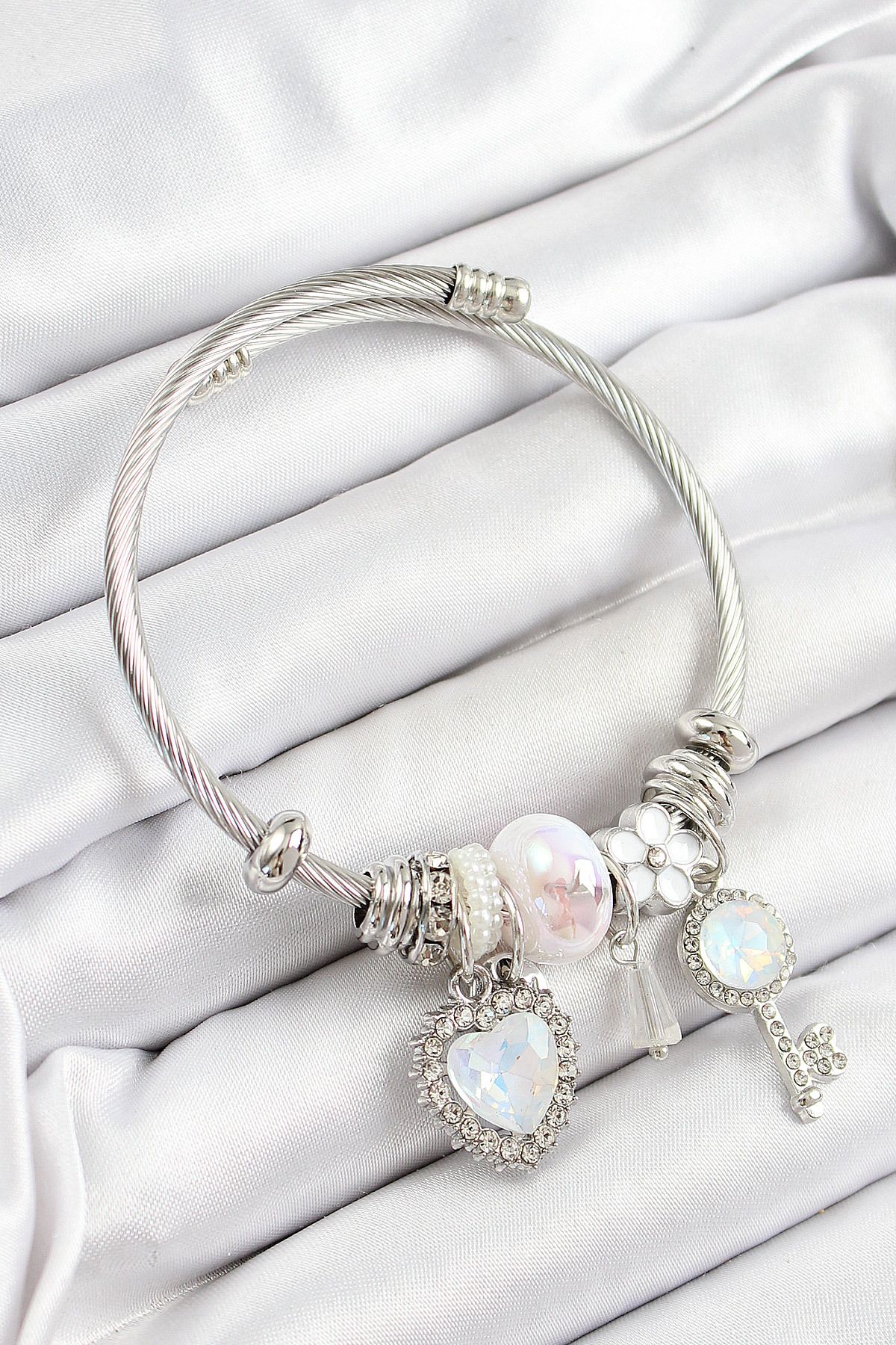 callerrons accessories Beyaz Zirkon Taşlı Yıldız Anahtar Ve Kalp Model Gümüş Renk Charm Bileklik - EBJ250628W35918