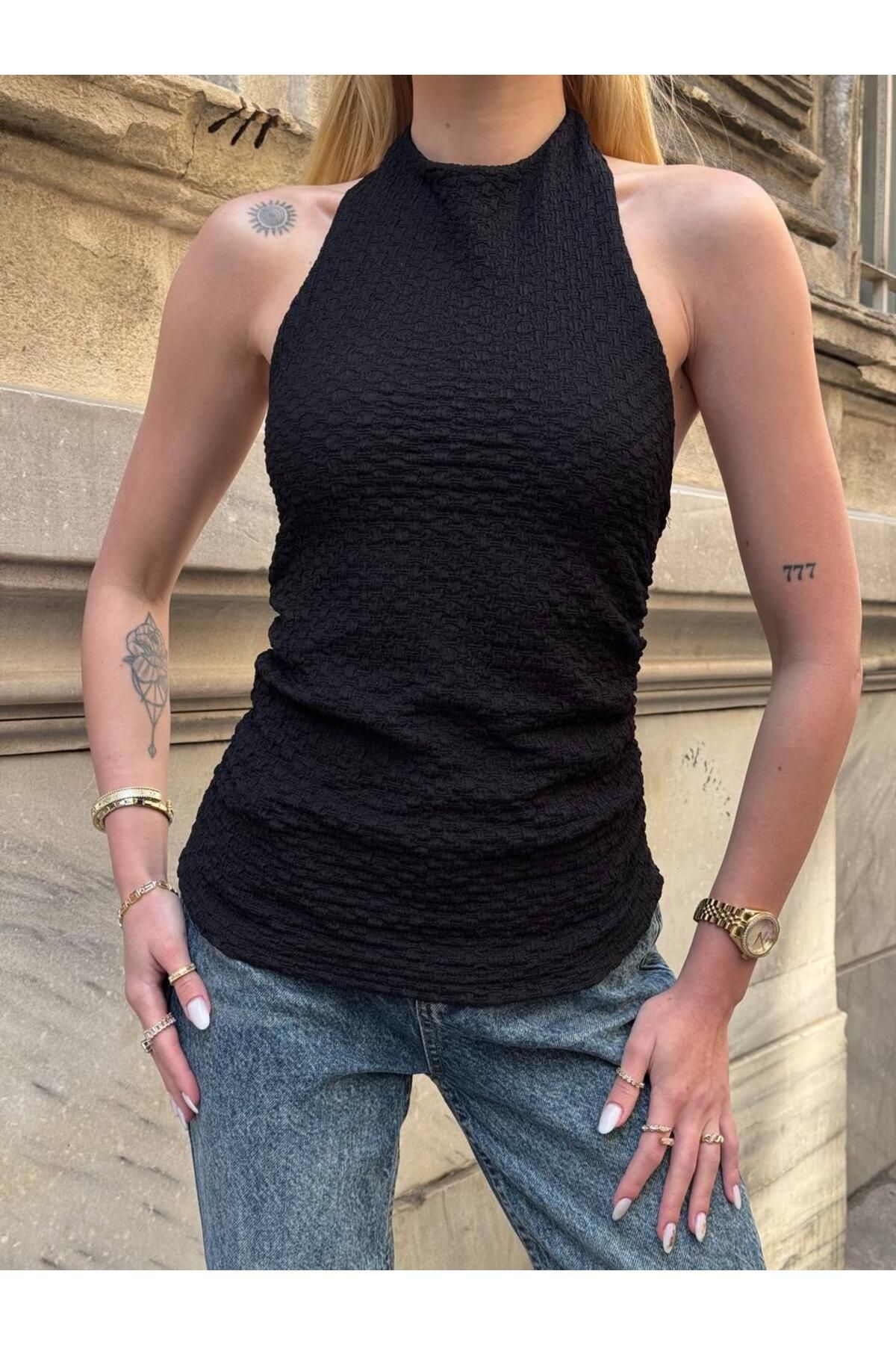 MODA Sırtı Ayarlanabilir Gofre Bluz
