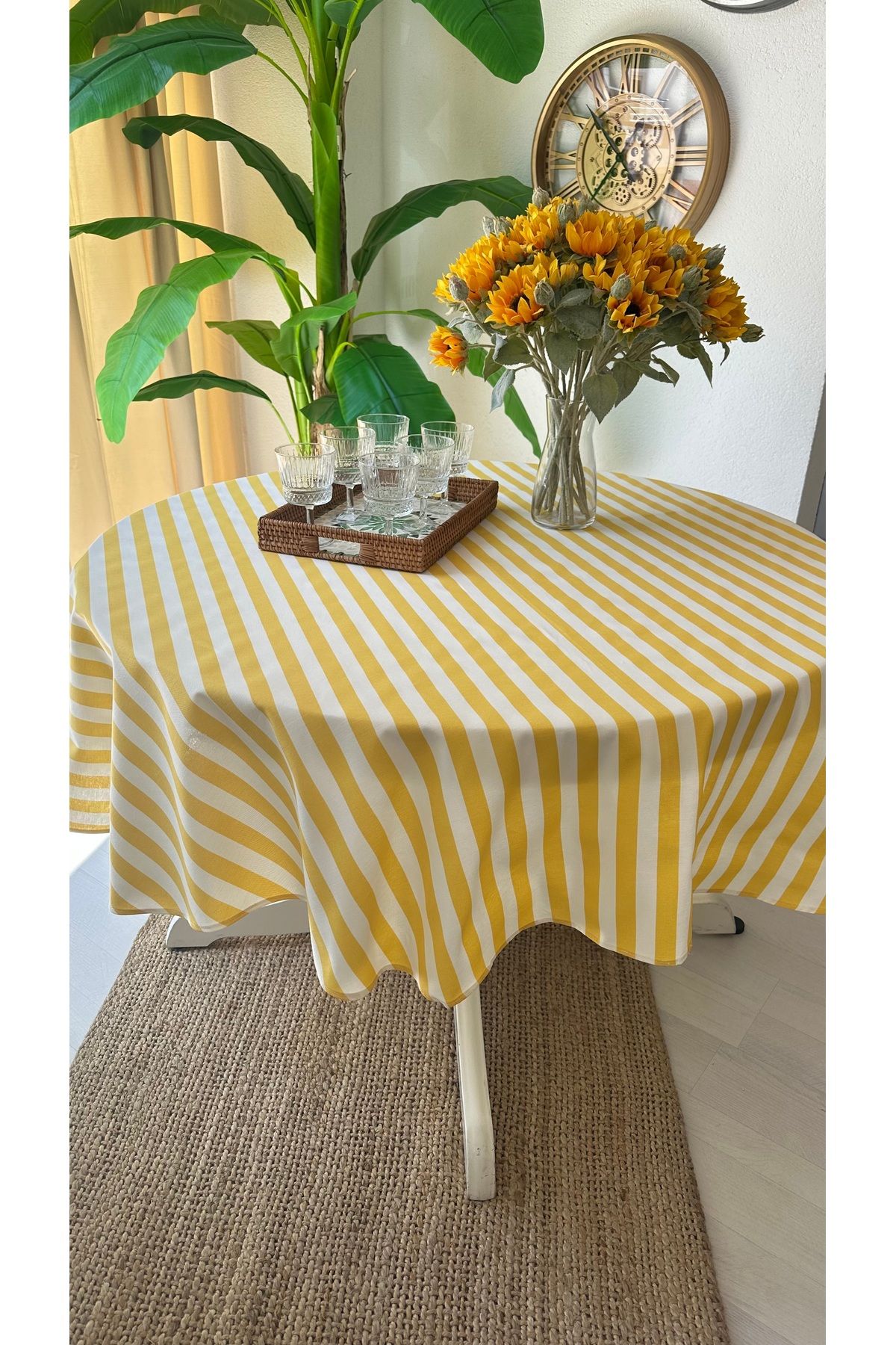 Decamor home Dertsiz Leke Tutmaz Sarı Çizgili Yuvarlak Masa Örtüsü
