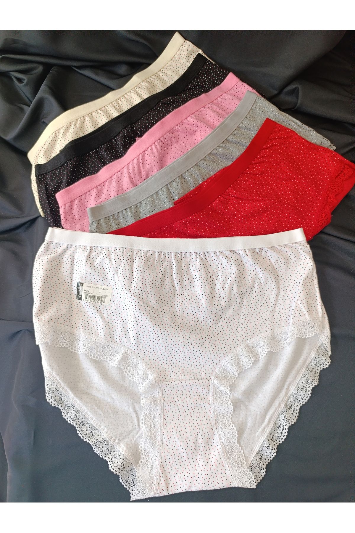 Butik 3 'LÜ MiNi PUANTİYELİ BATTAL BOY IŞIL BATO KÜLOT