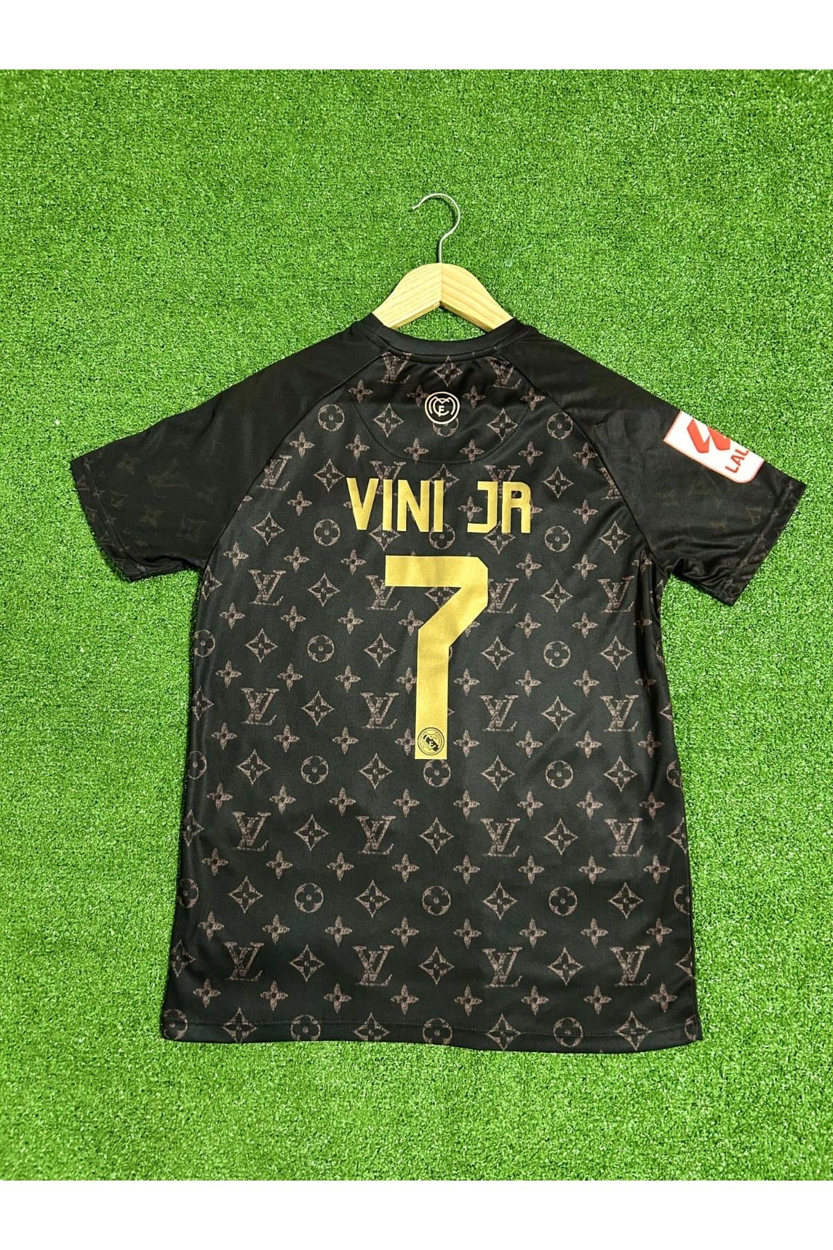 FRAGOLA Real Madrid Vini Jr Özel Konsept Forması (SpecialLouis)