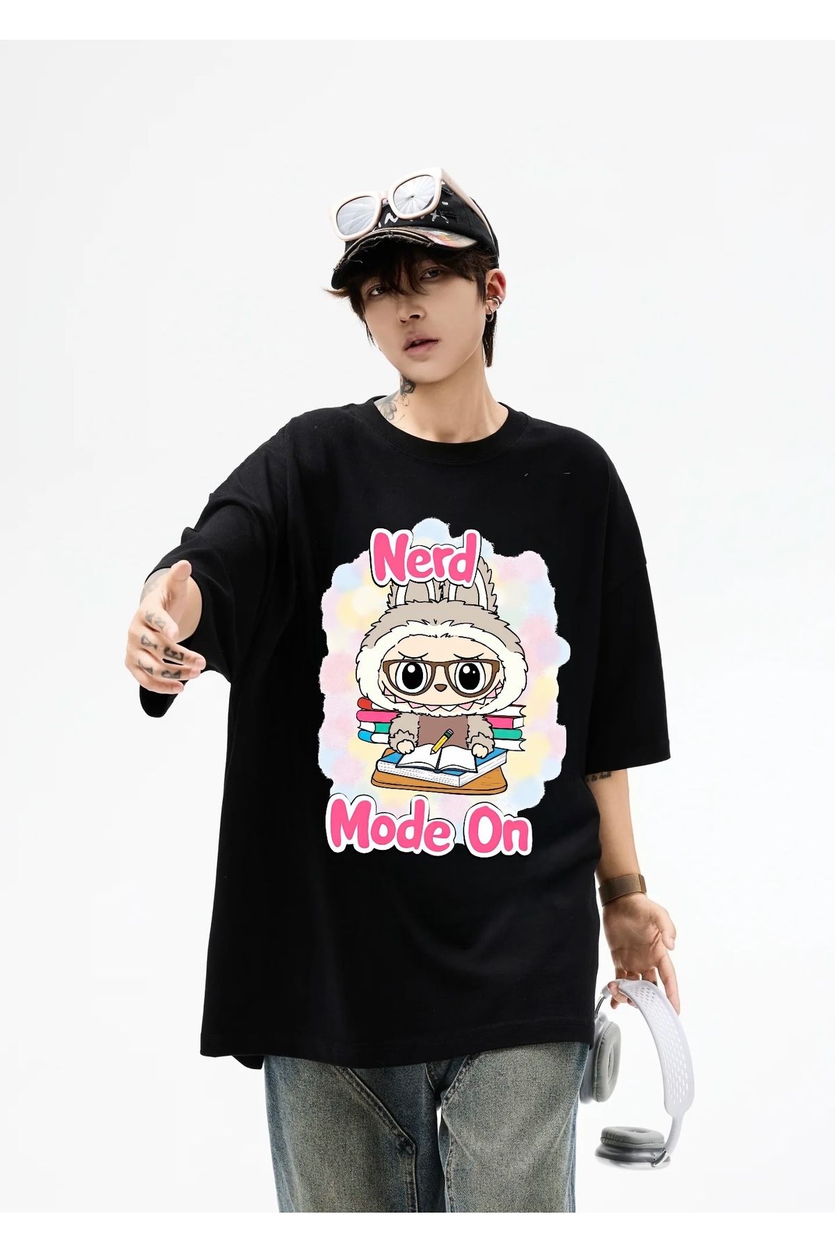 Minga London Siyah Labubu Nerd More Baskılı Oversize Tshirt -Minga London