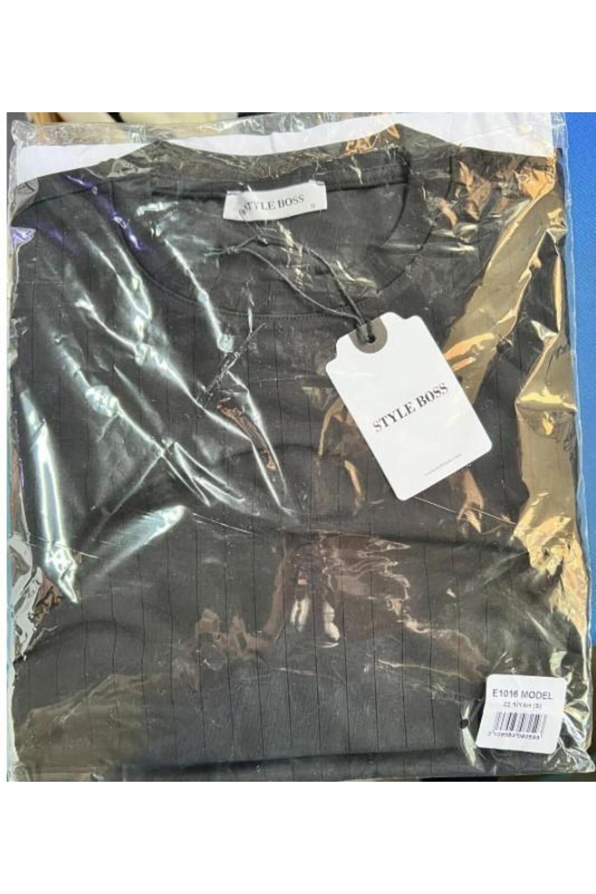 STYLE BOSS Siyah Bisiklet Yaka T-shirt E1016