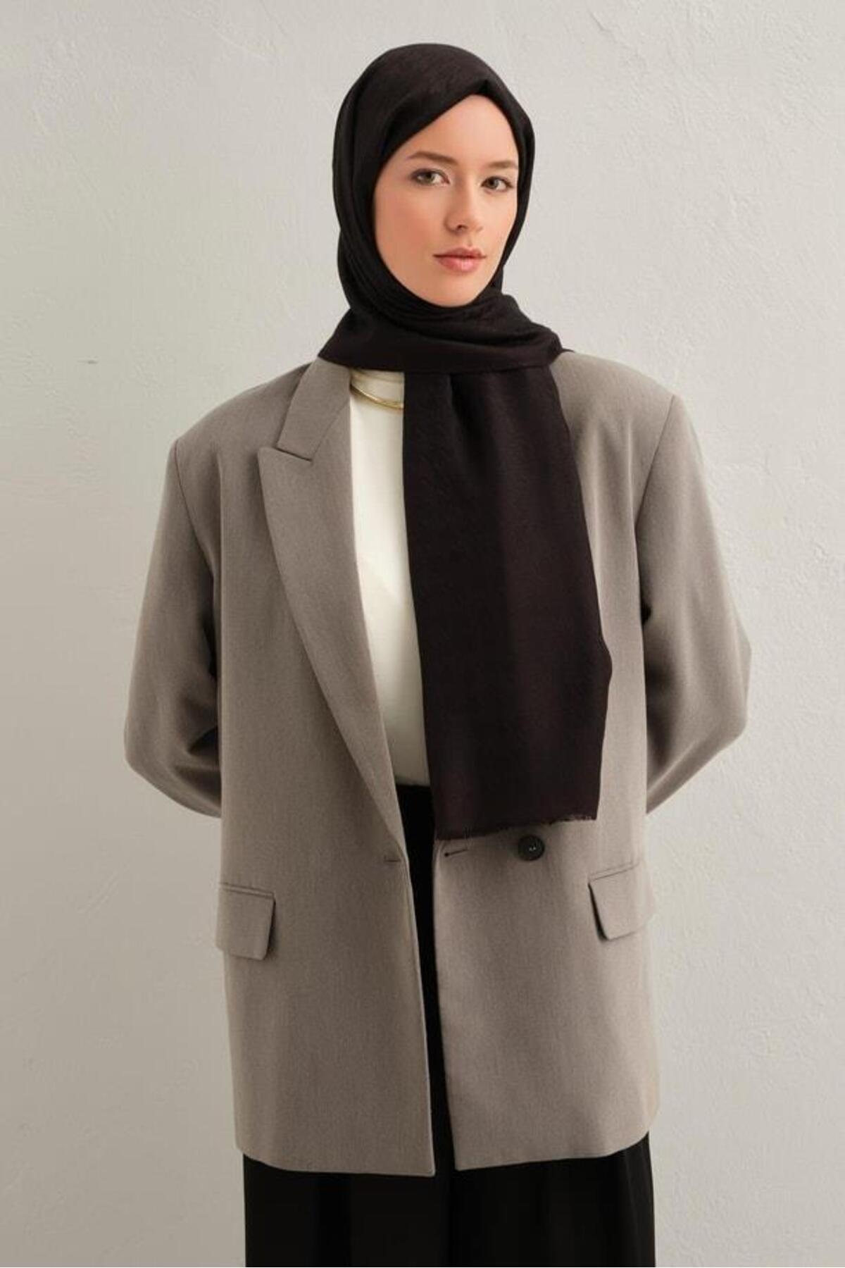 Armine-Viscon Houndstooth Pattern Shawl 05 2