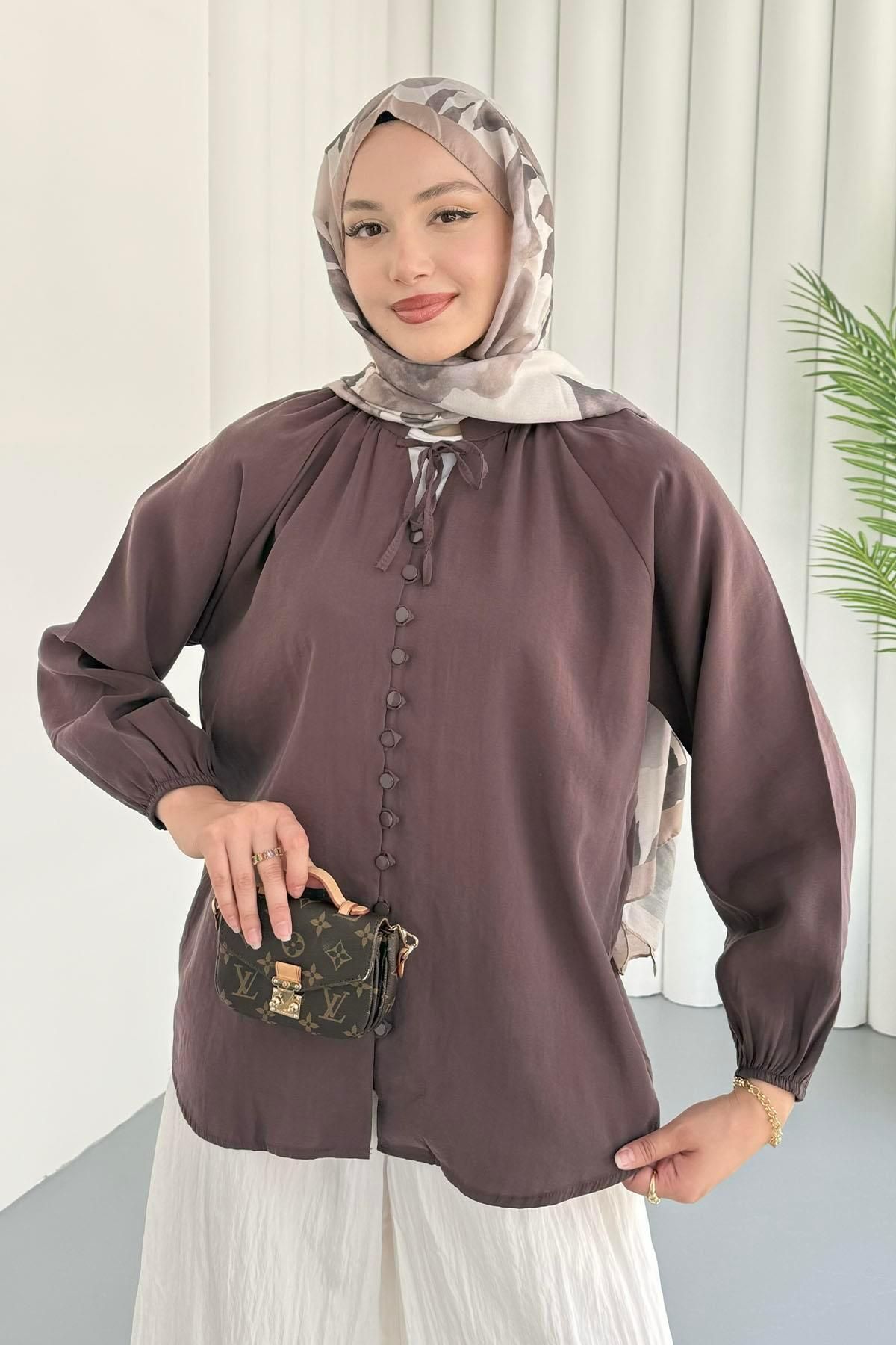 Modaensarbutik Boydan Düğmeli İp Bağlama Bluz-KAHVERENGİ