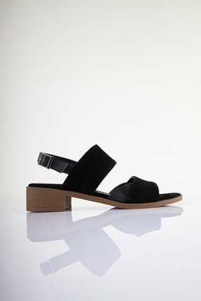 SU SHOE BOUTIQUE NO75 Siyah Hakiki Süet Deri Kısa Topuklu Sandalet