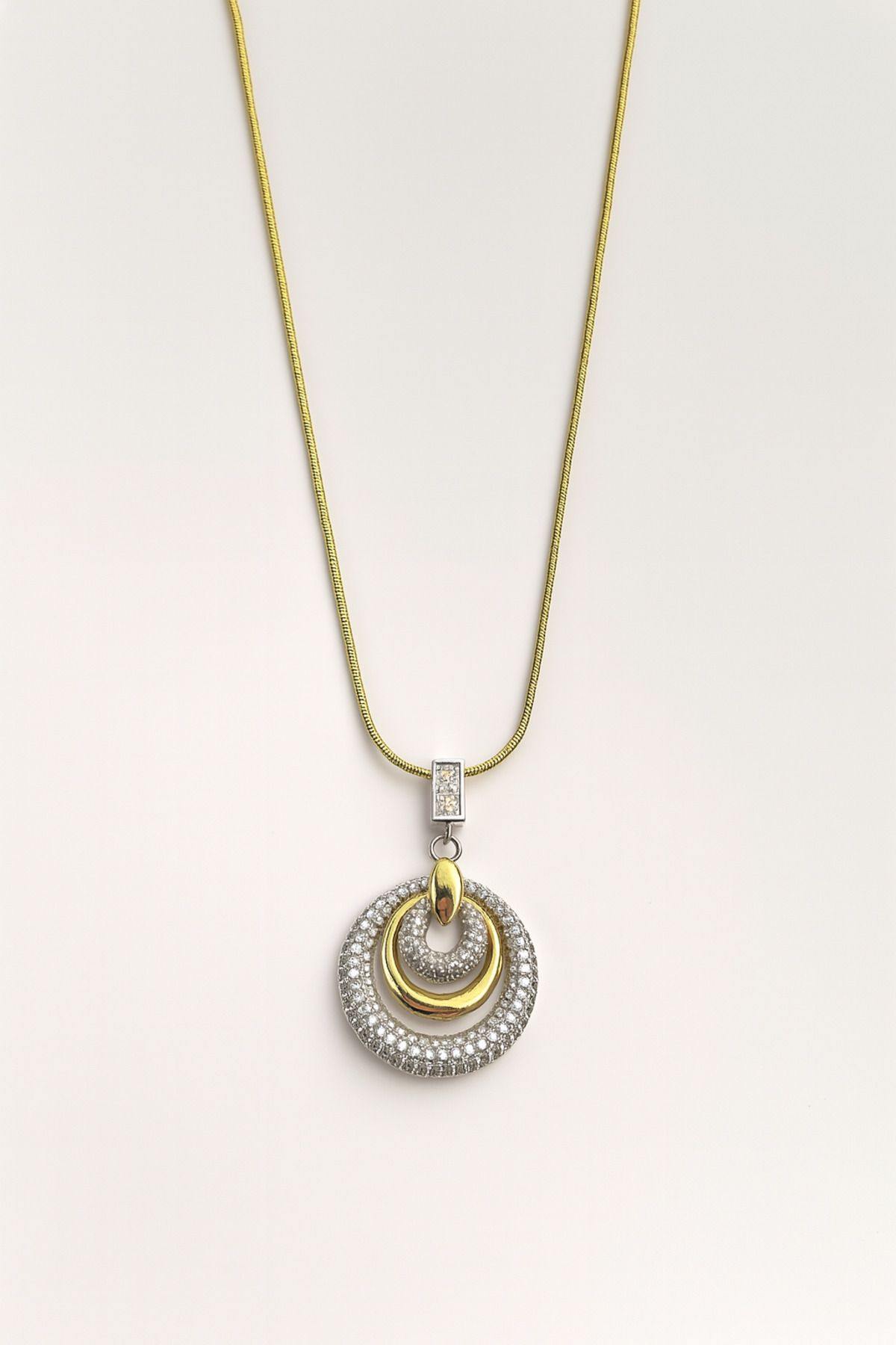 DARENT COLLECTİON Gold Renkli Taşlı Yuvarlak Formlu Çelik Kolye
