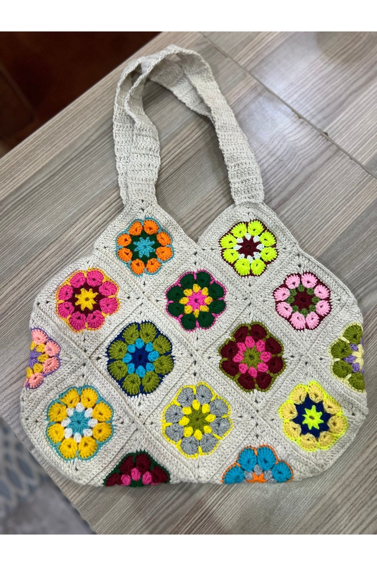 Zelisceisler El yapımı motifli kol çantası