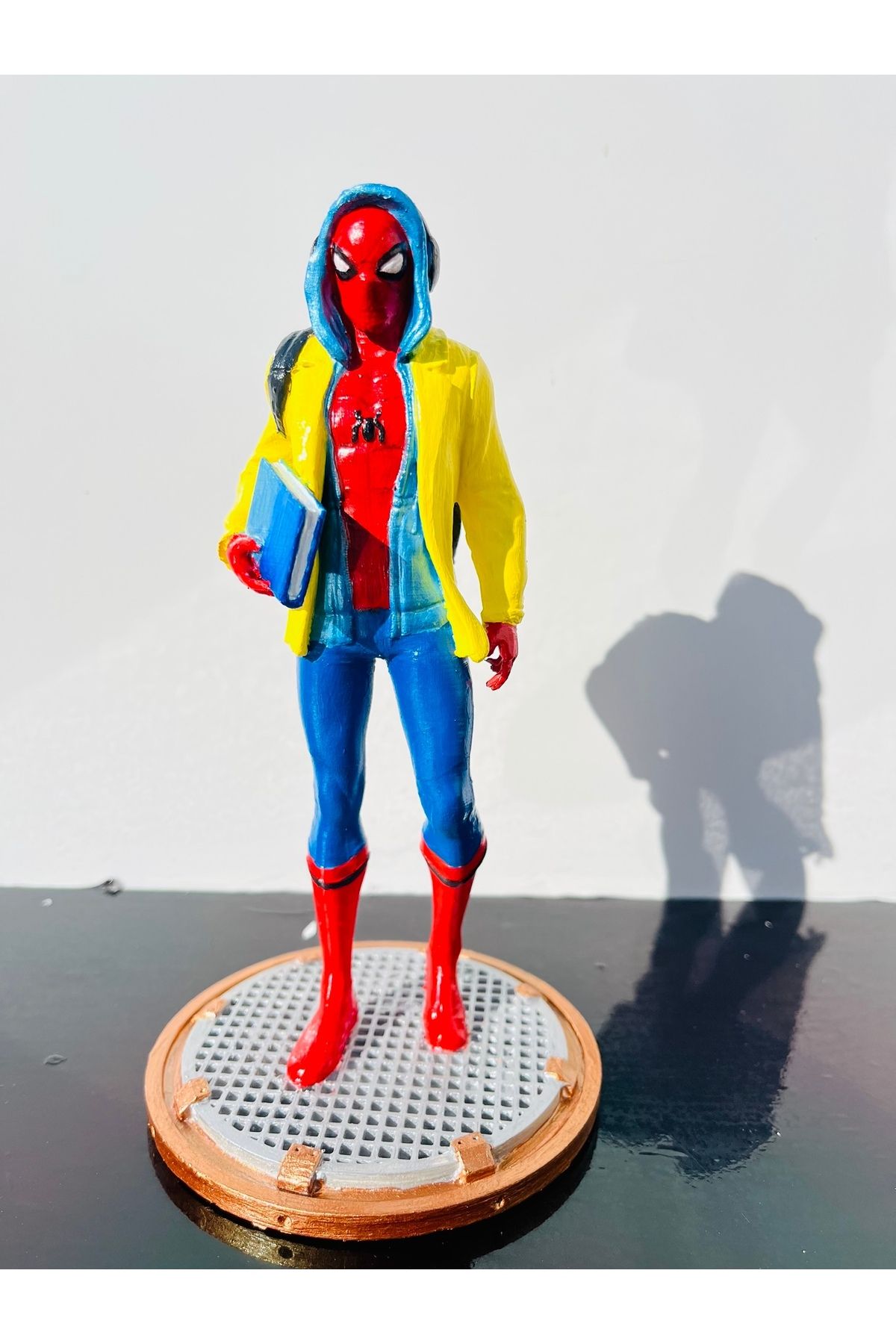 3DUNİVERSEOFMODELS 3D Örumcek-adam Figür 20cm