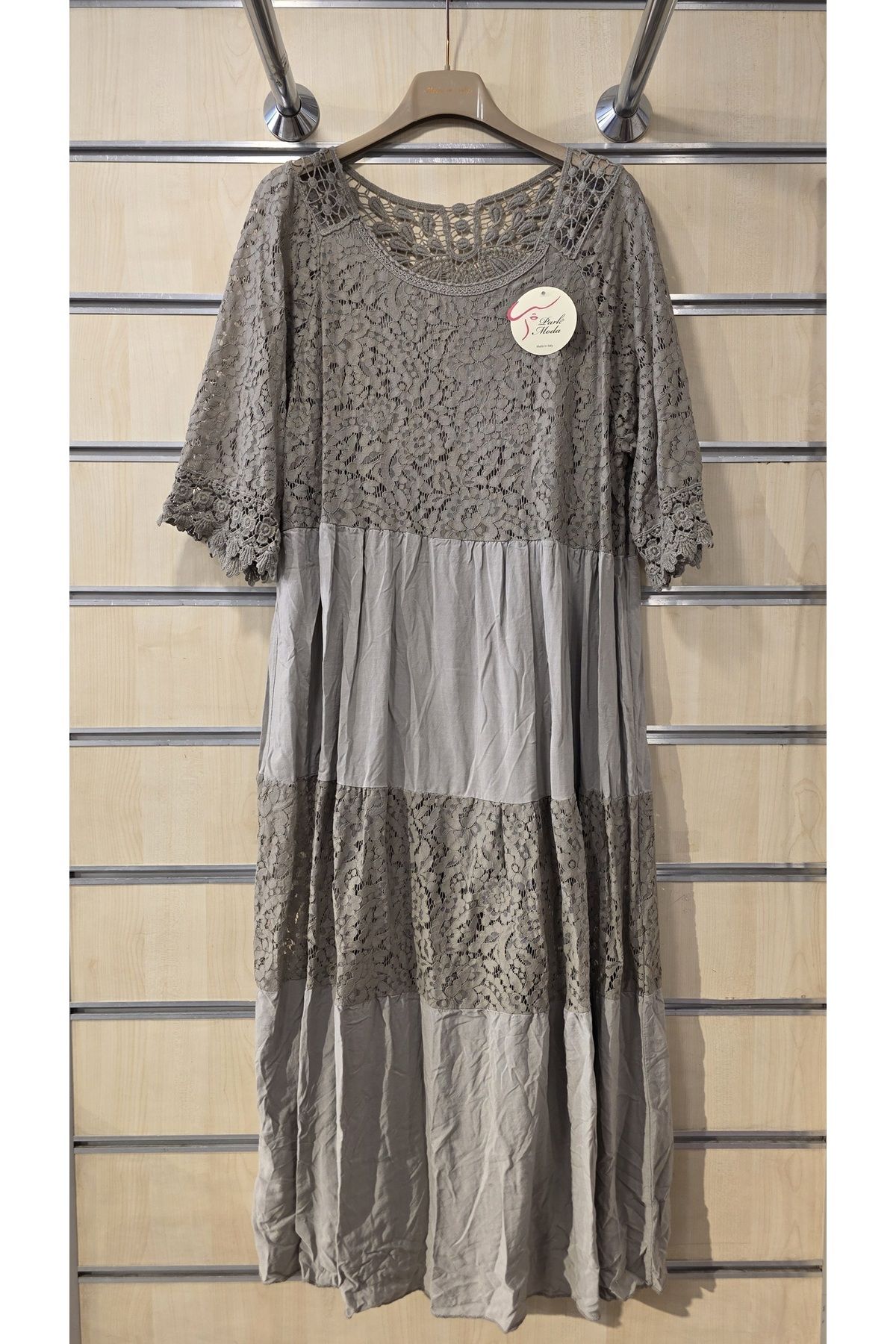 Park Moda İtalyan Dantelli Pamuklu Elbise