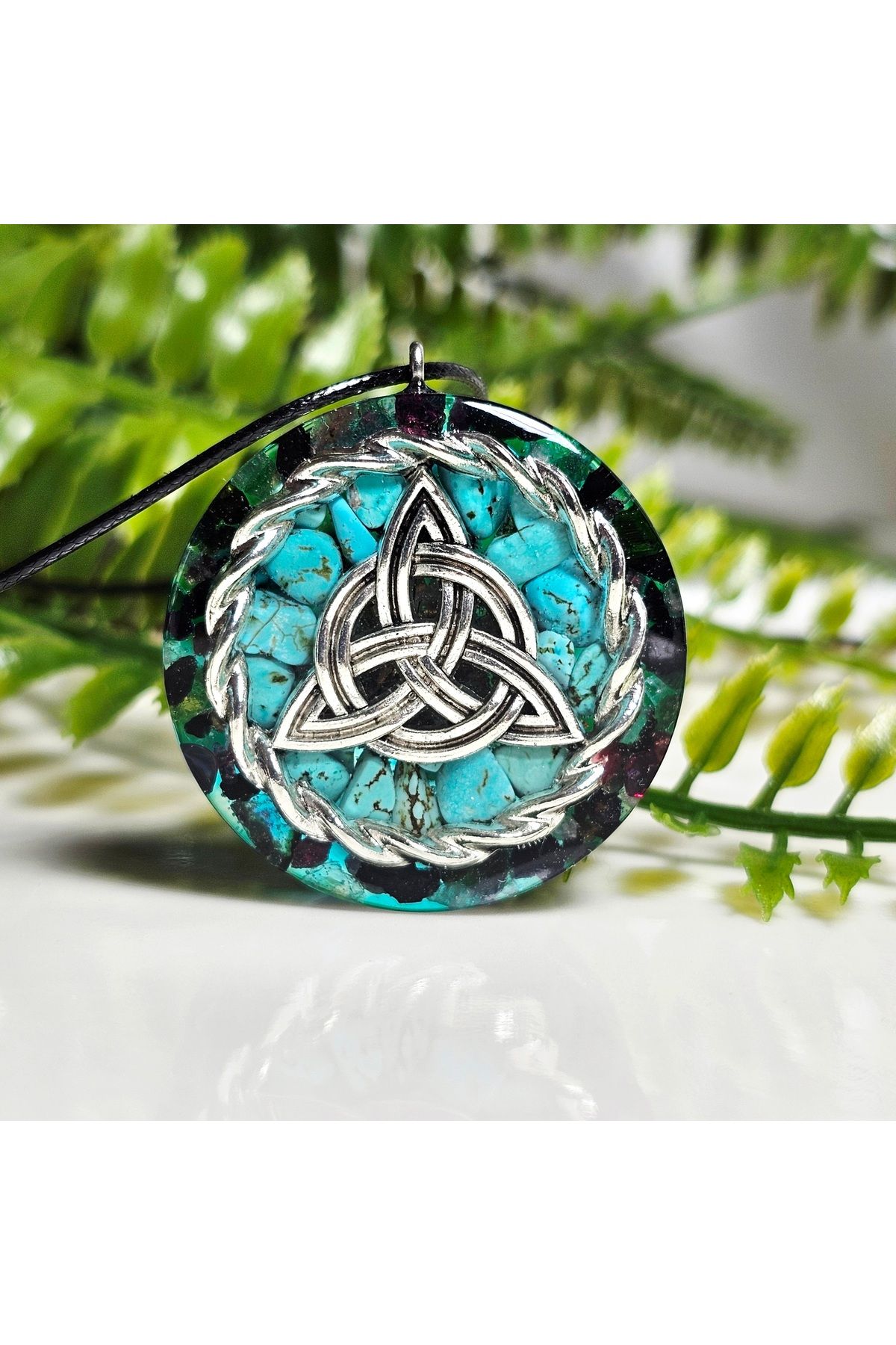 Singincraft Antik Gümüş Triquetra - Turkuaz - Turmalin Orgonit Kolye - EL YAPIMI TASARIM ÜRÜNLER