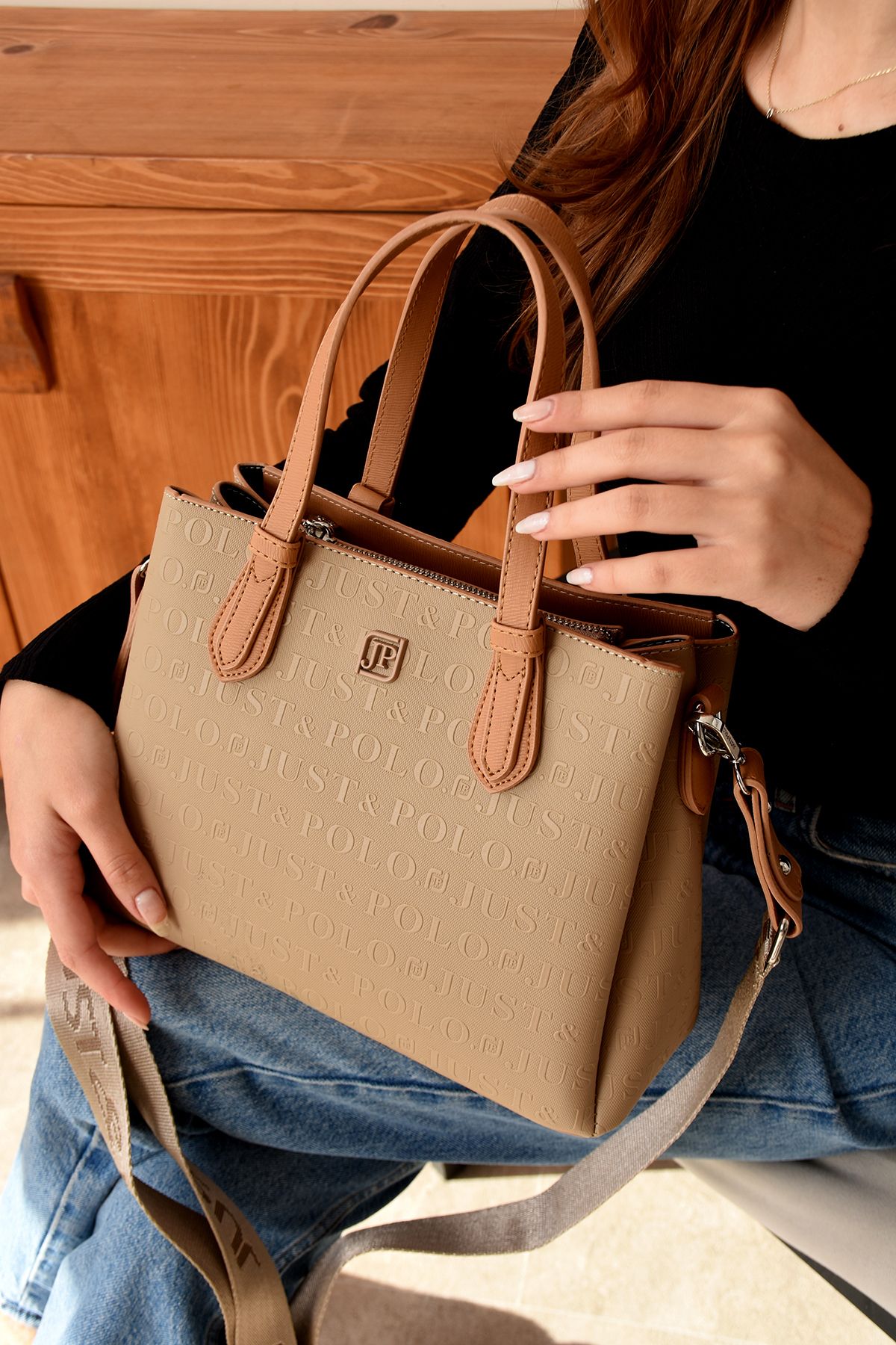 Just Polo Vilma 4113 Gofraj Suni Deri Ayarlanır Askı Kadın El Ve Omuz Çantası (Ebat:En 28 x Boy 20 Cm)