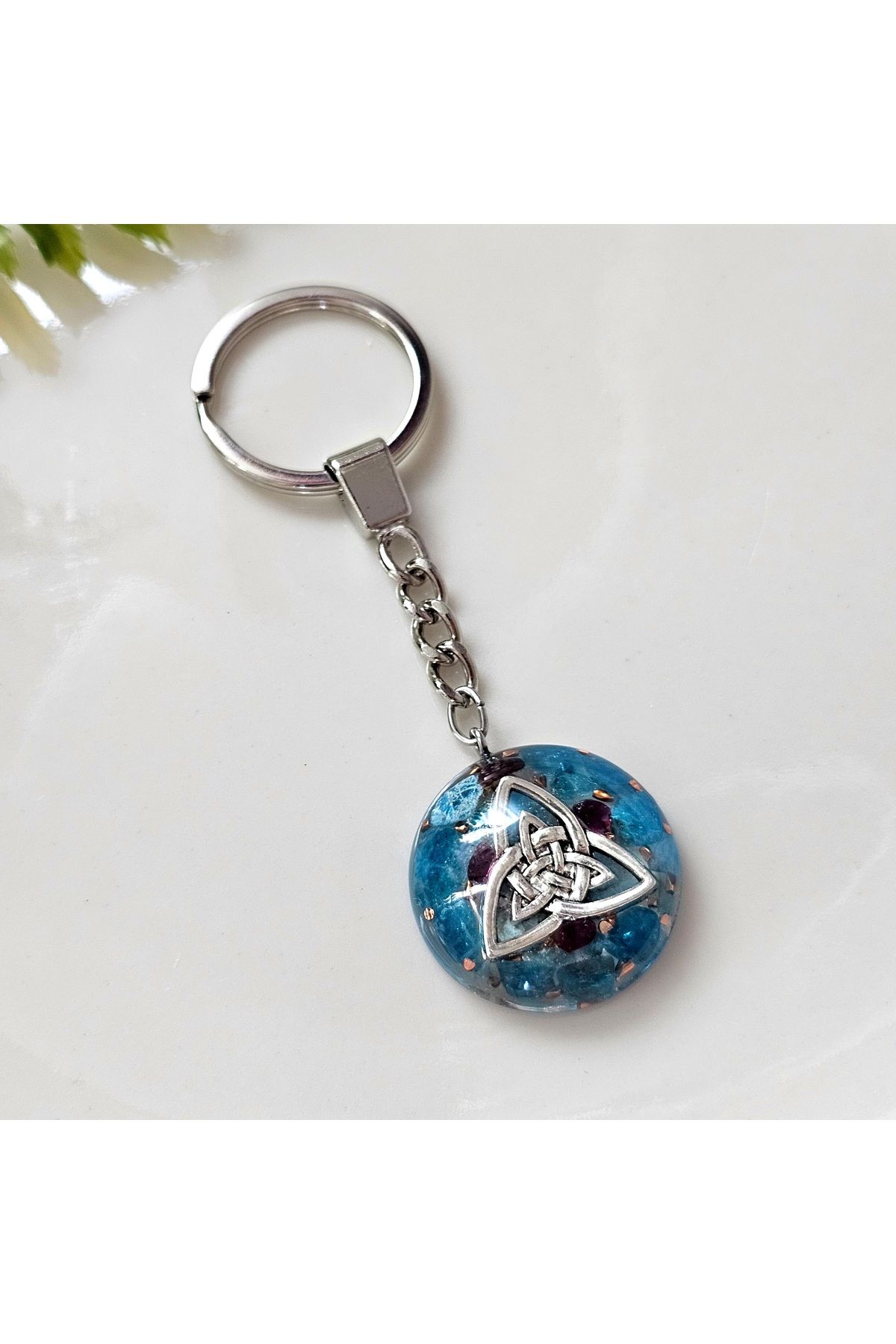 Singincraft Gümüş Triquetra - Apatit - Orgonit Anahtarlık - (El Yapımı Tasarım Ürünler)