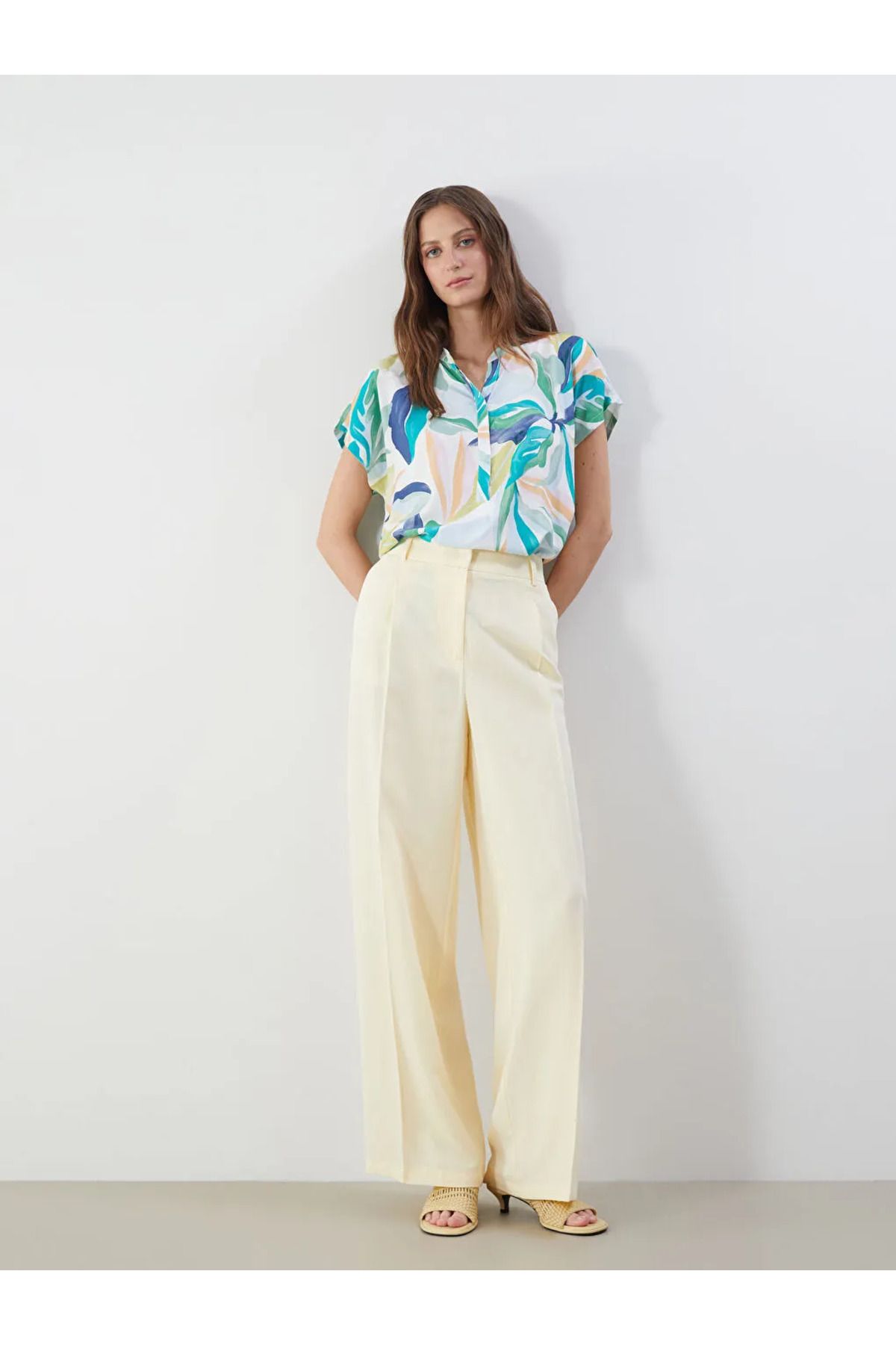 LC Waikiki LCWAIKIKI Classic Sari Loose Fit Keten Karışımlı Kadın Pantolon